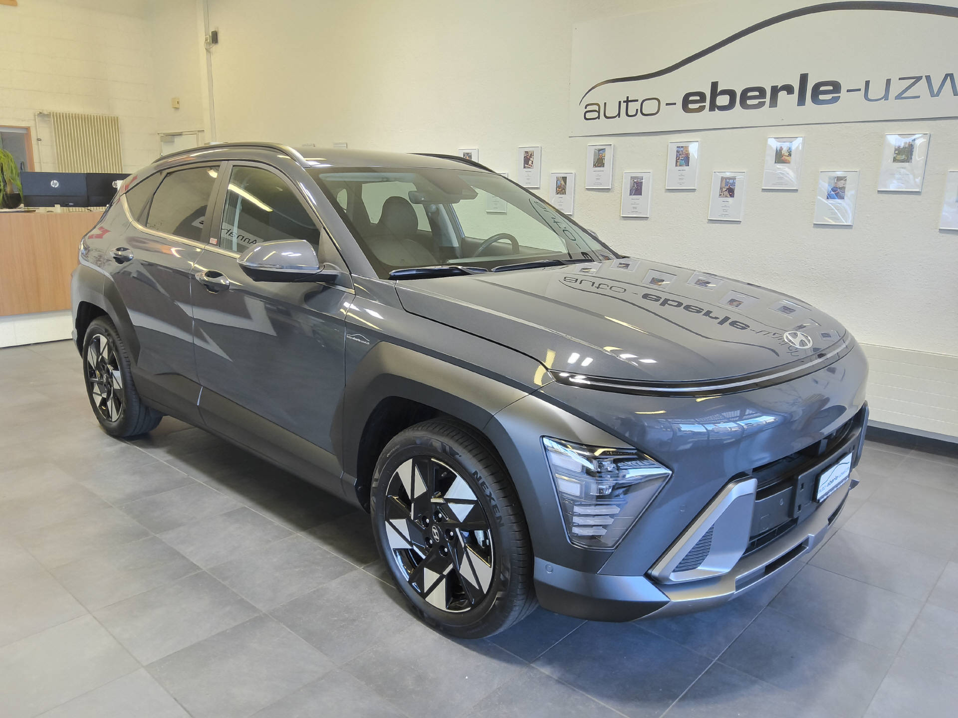 HYUNDAI Kona 1.6 GDi Hybrid Amplia-image-1