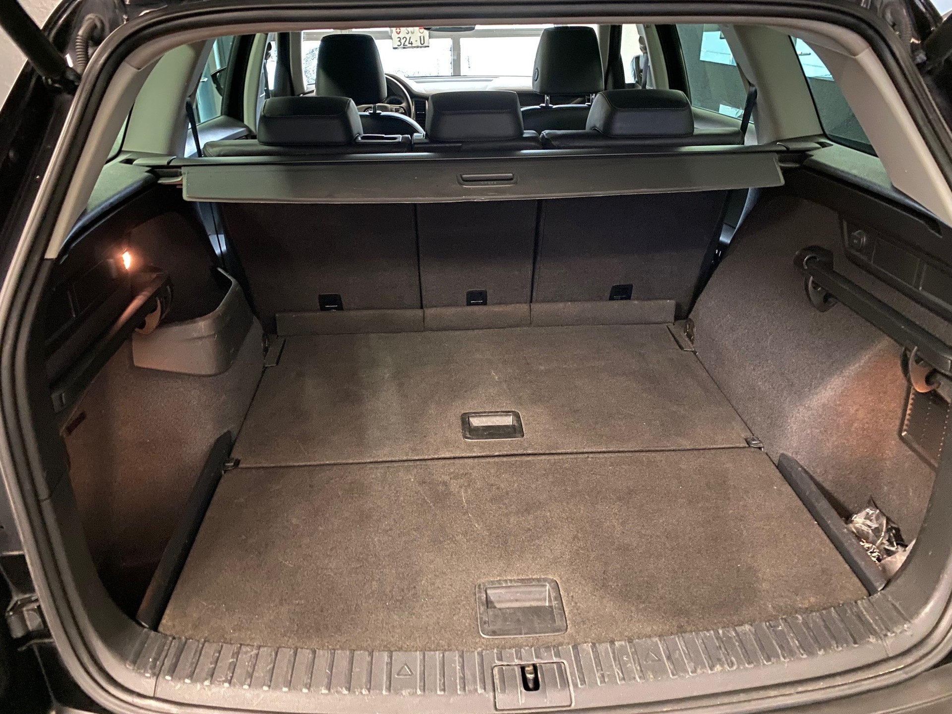 SKODA Kodiaq 2.0 TSI Style DSG 4x4 Gepflegtes CH-Fahrzeug mit Top Ausstattung inkl. STANDHEIZUNG, 8x Aluräder-image-12