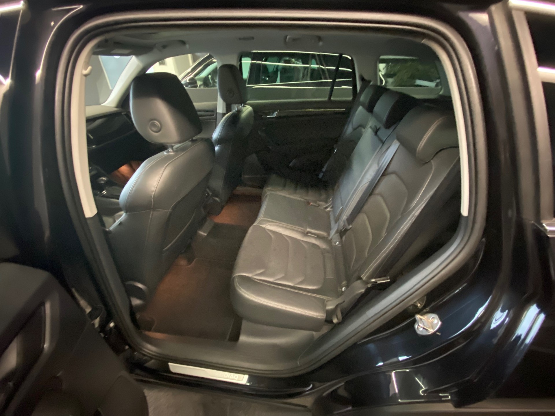 SKODA Kodiaq 2.0 TSI Style DSG 4x4 Gepflegtes CH-Fahrzeug mit Top Ausstattung inkl. STANDHEIZUNG, 8x Aluräder-image-9