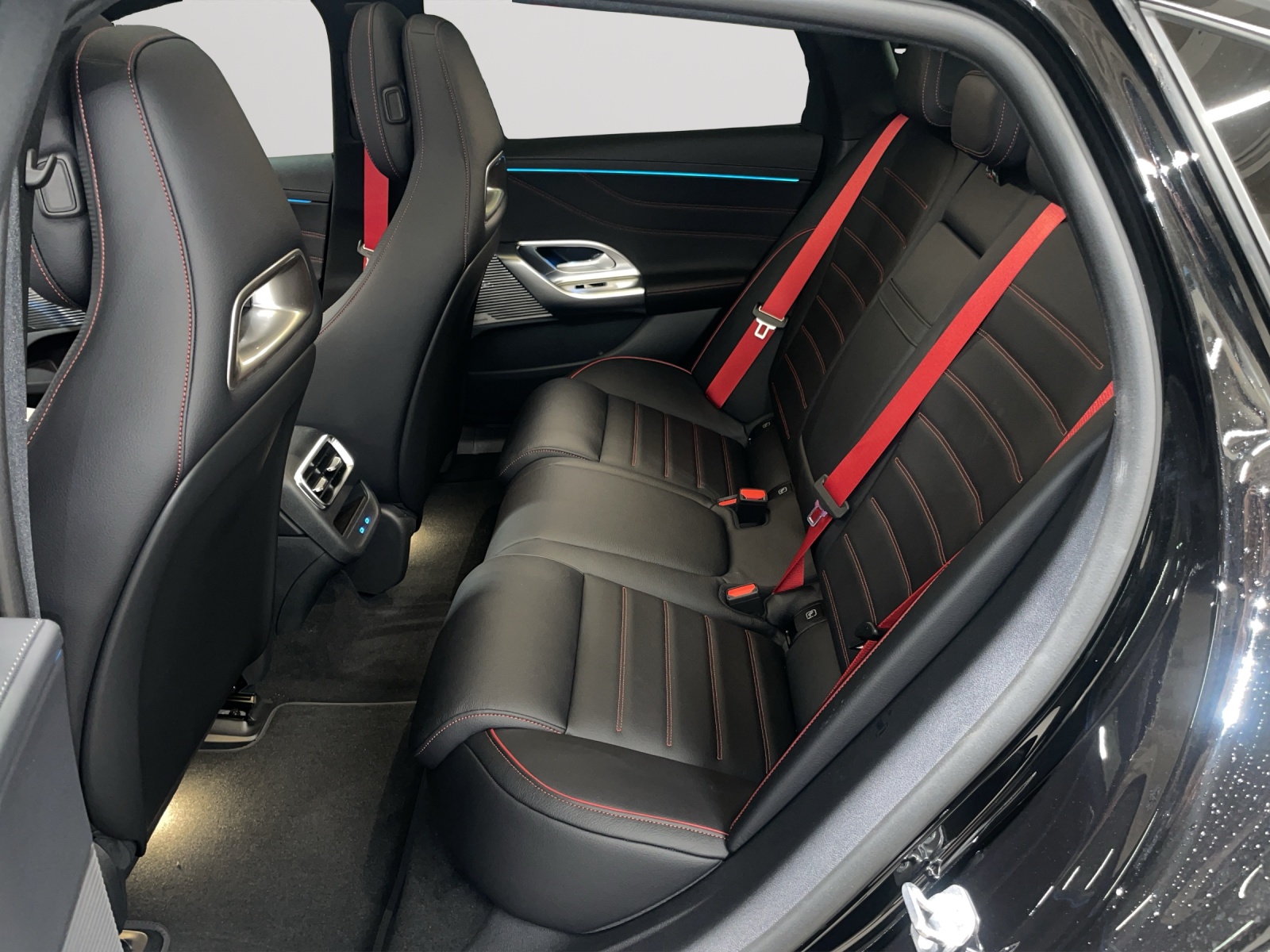 MERCEDES-BENZ C 400 4MATIC EQ Technology-image-10