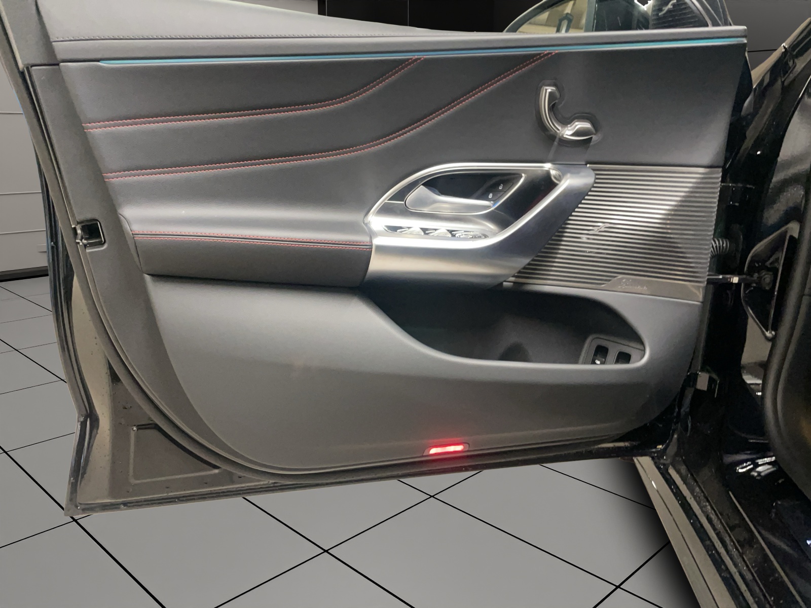 MERCEDES-BENZ C 400 4MATIC EQ Technology-image-7