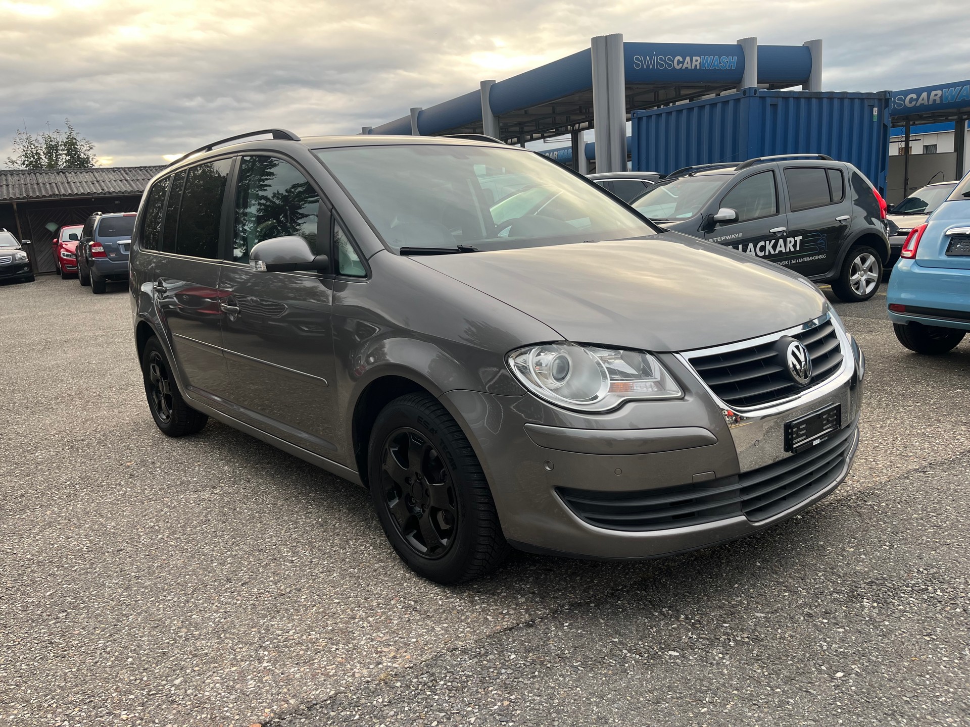 VW Touran 1.4 TSI Highline-image-2