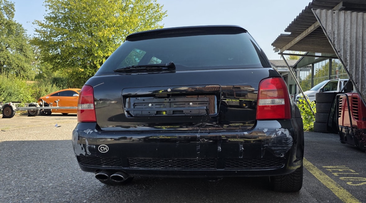 AUDI RS4 Avant quattro-image-8