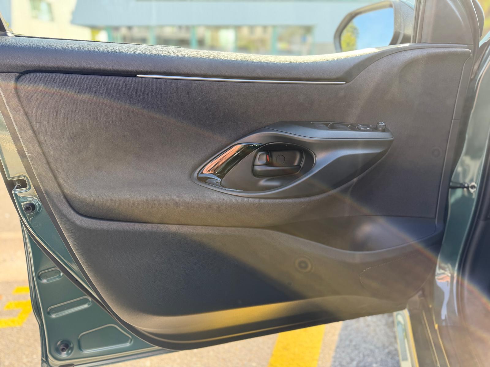 TOYOTA Yaris 1.5 Trend e-CVT-image-9
