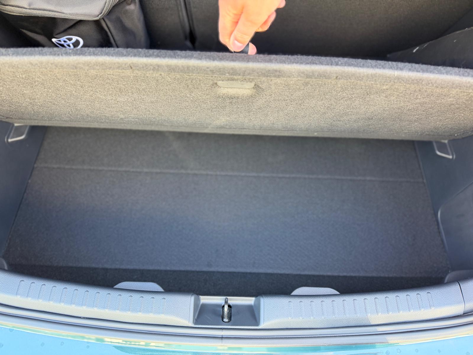 TOYOTA Yaris 1.5 Trend e-CVT-image-15