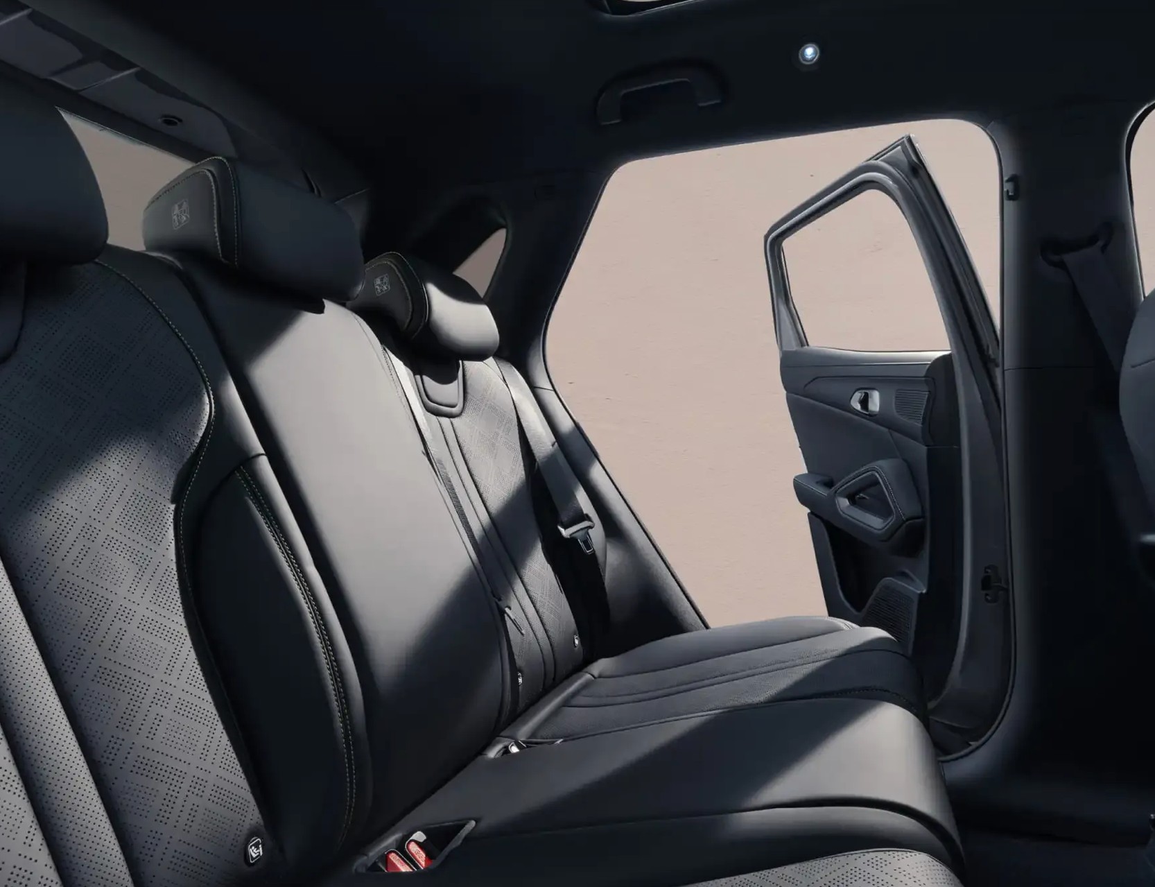 BYD Atto 2 DM-i Boost-image-5