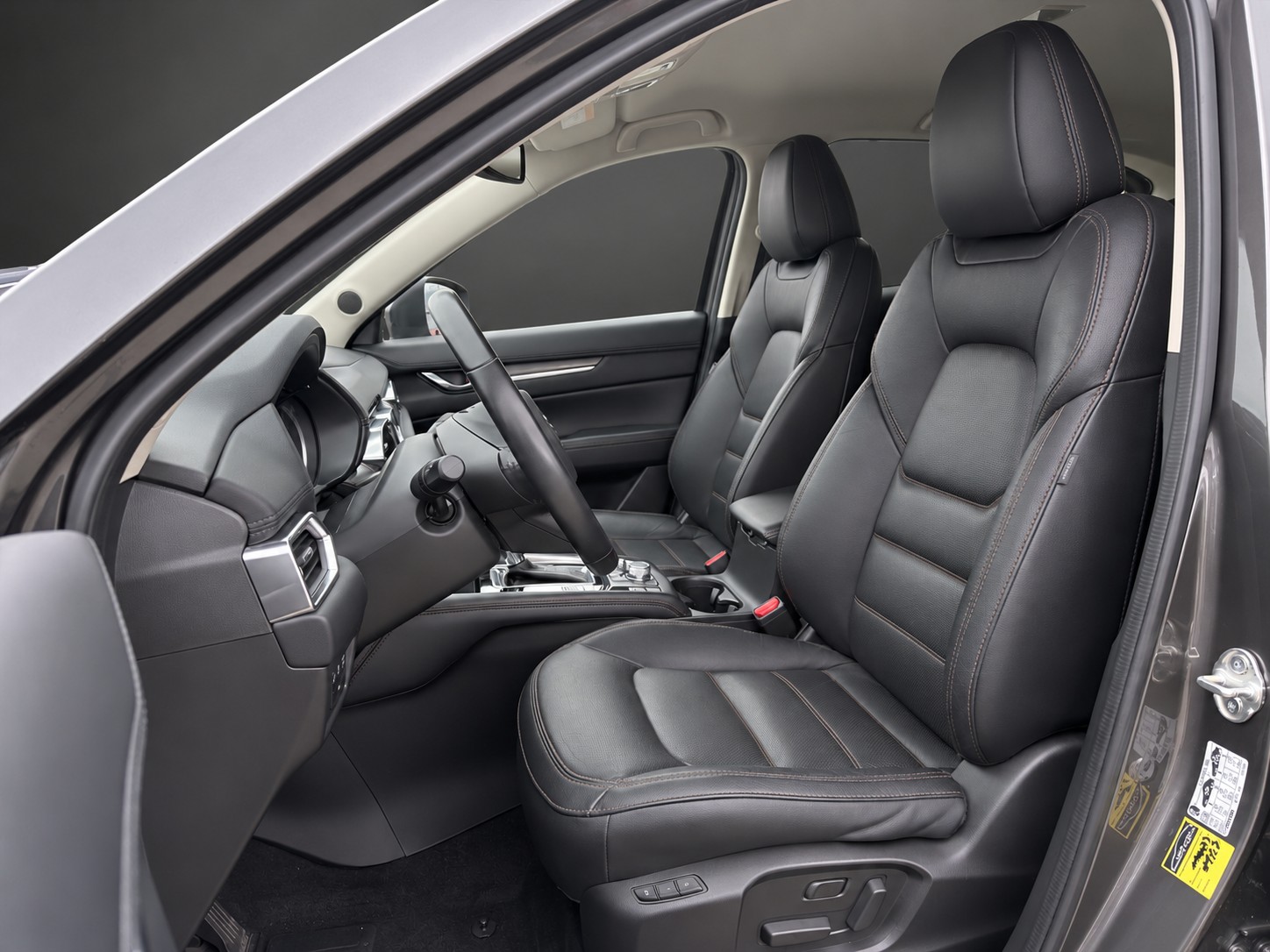 MAZDA CX-5 SKYACTIV-G 194 Revolution AWD Automat mit 194 PS-image-6