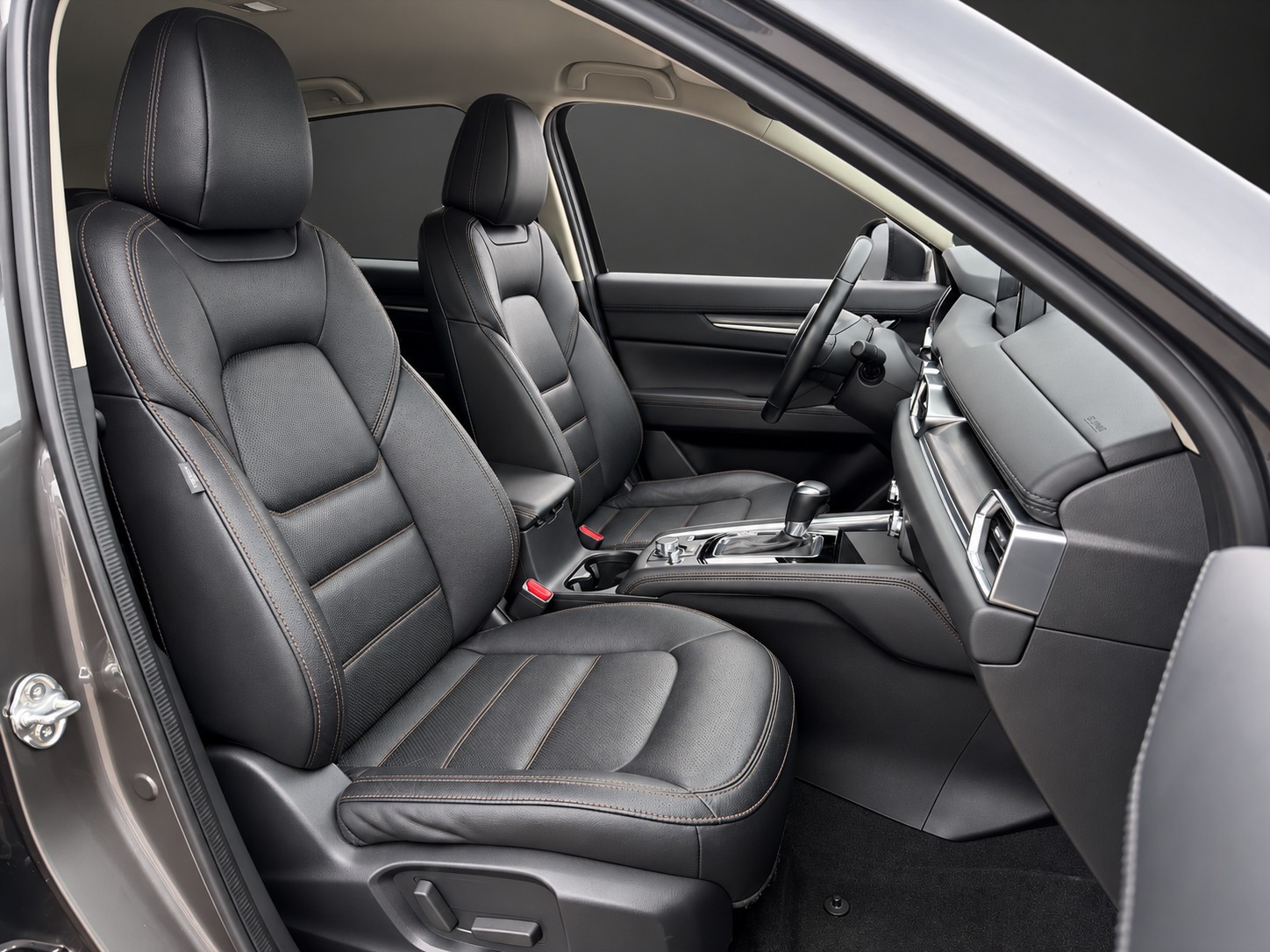 MAZDA CX-5 SKYACTIV-G 194 Revolution AWD Automat mit 194 PS-image-8