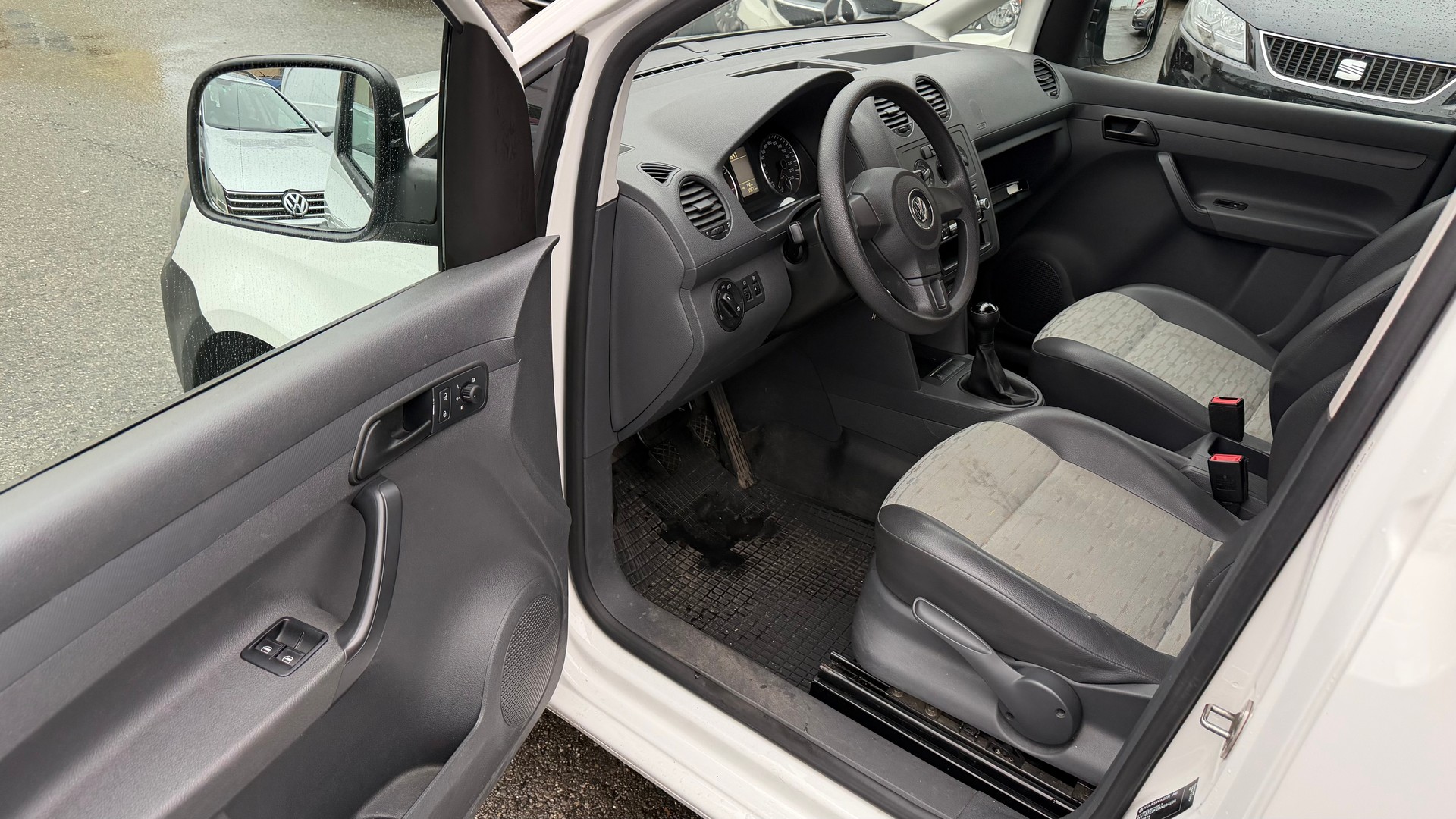 VW Caddy 1.2 TSI-image-7