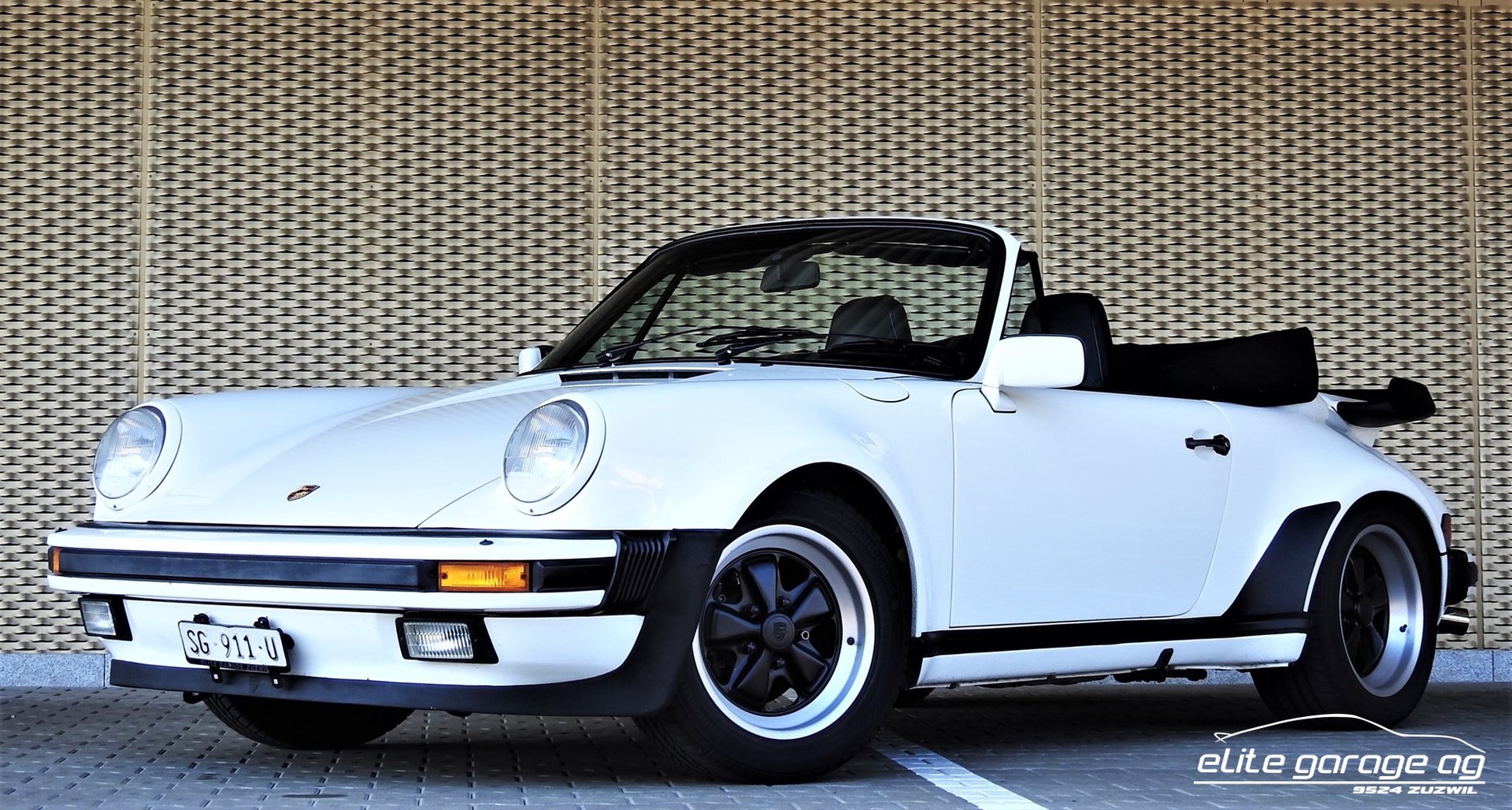 PORSCHE 911 TURBO-image-0