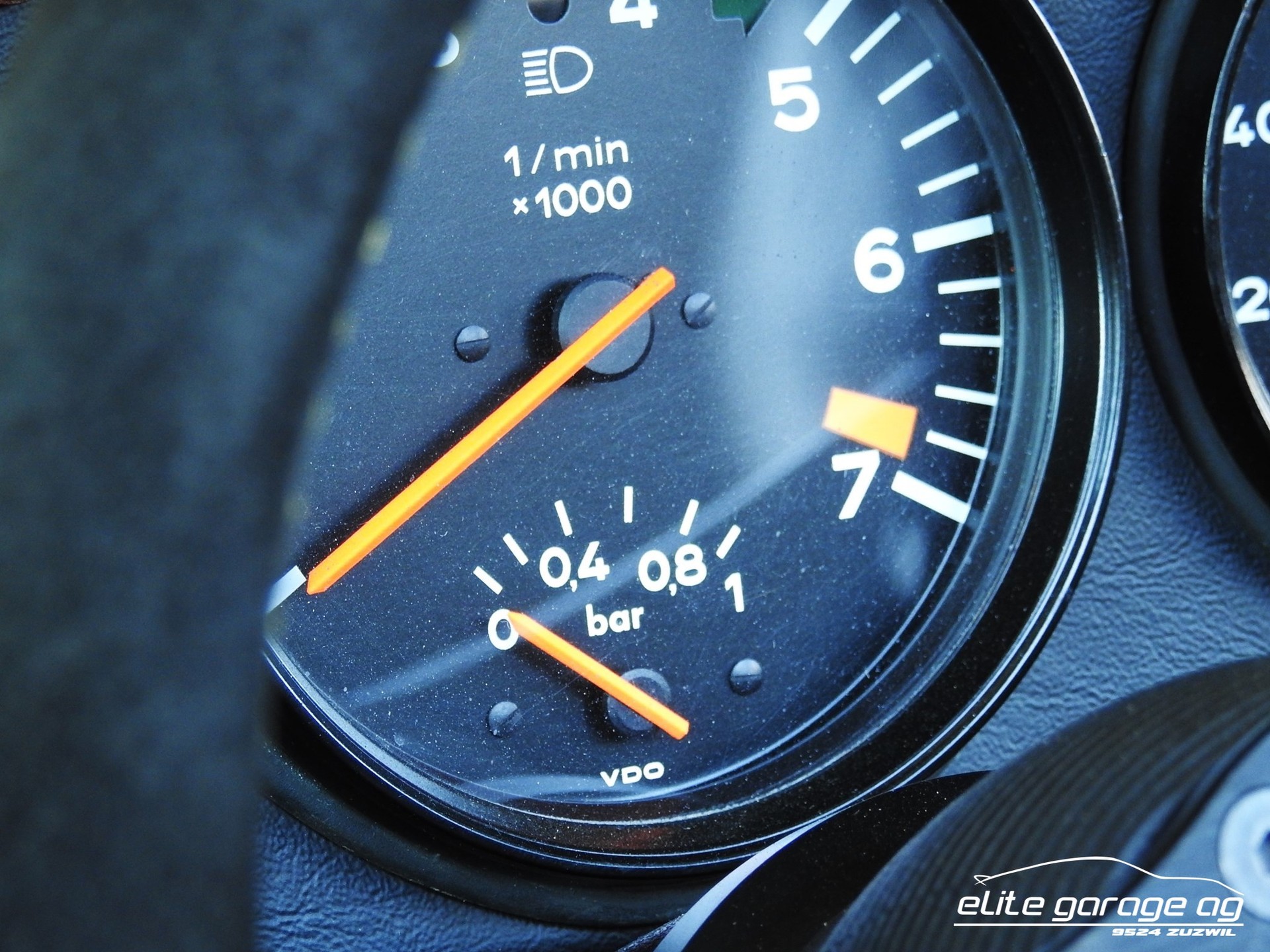 PORSCHE 911 TURBO-image-9