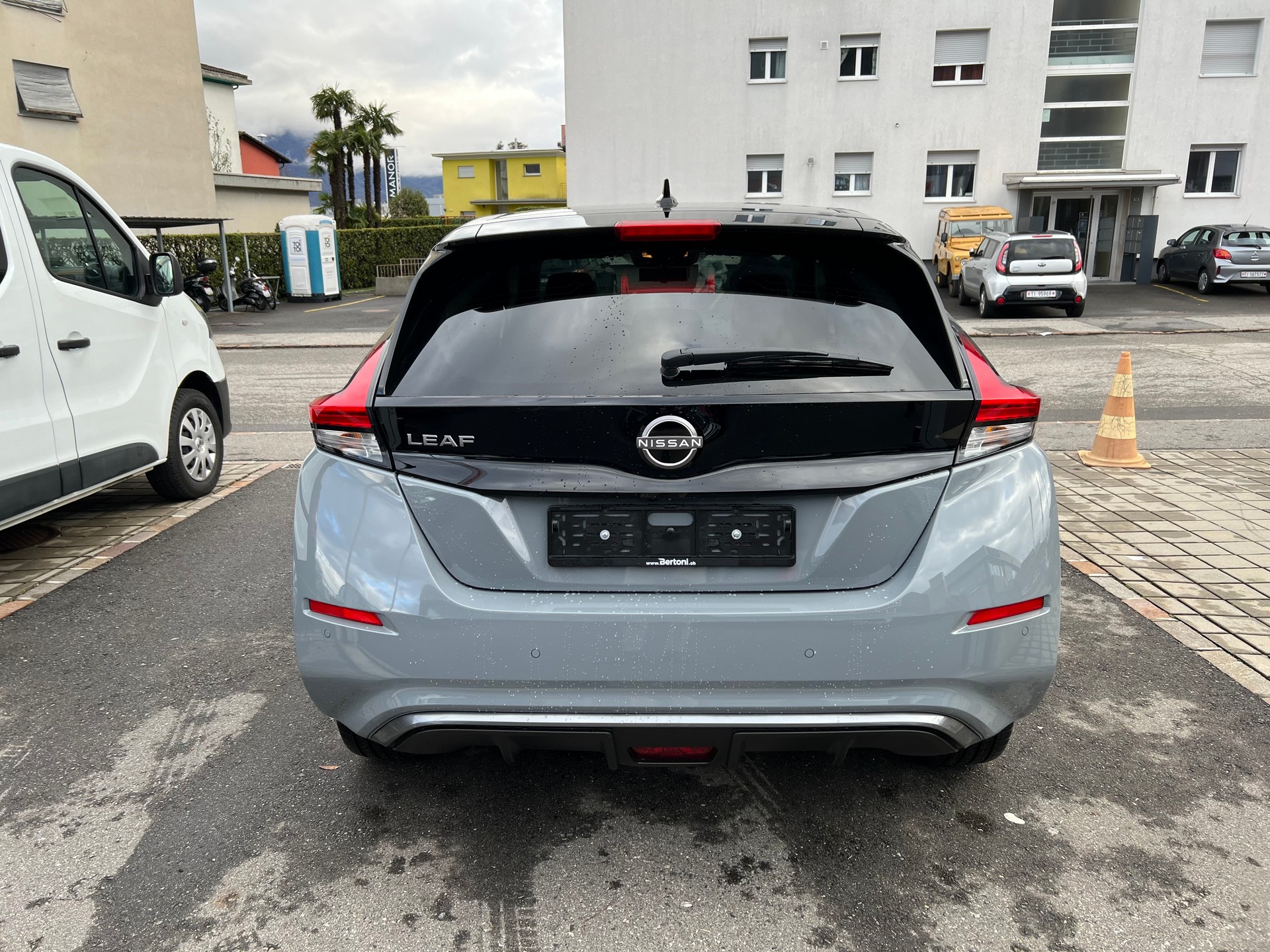 NISSAN Leaf e+ Tekna (incl. battery)-showroom-element-3
