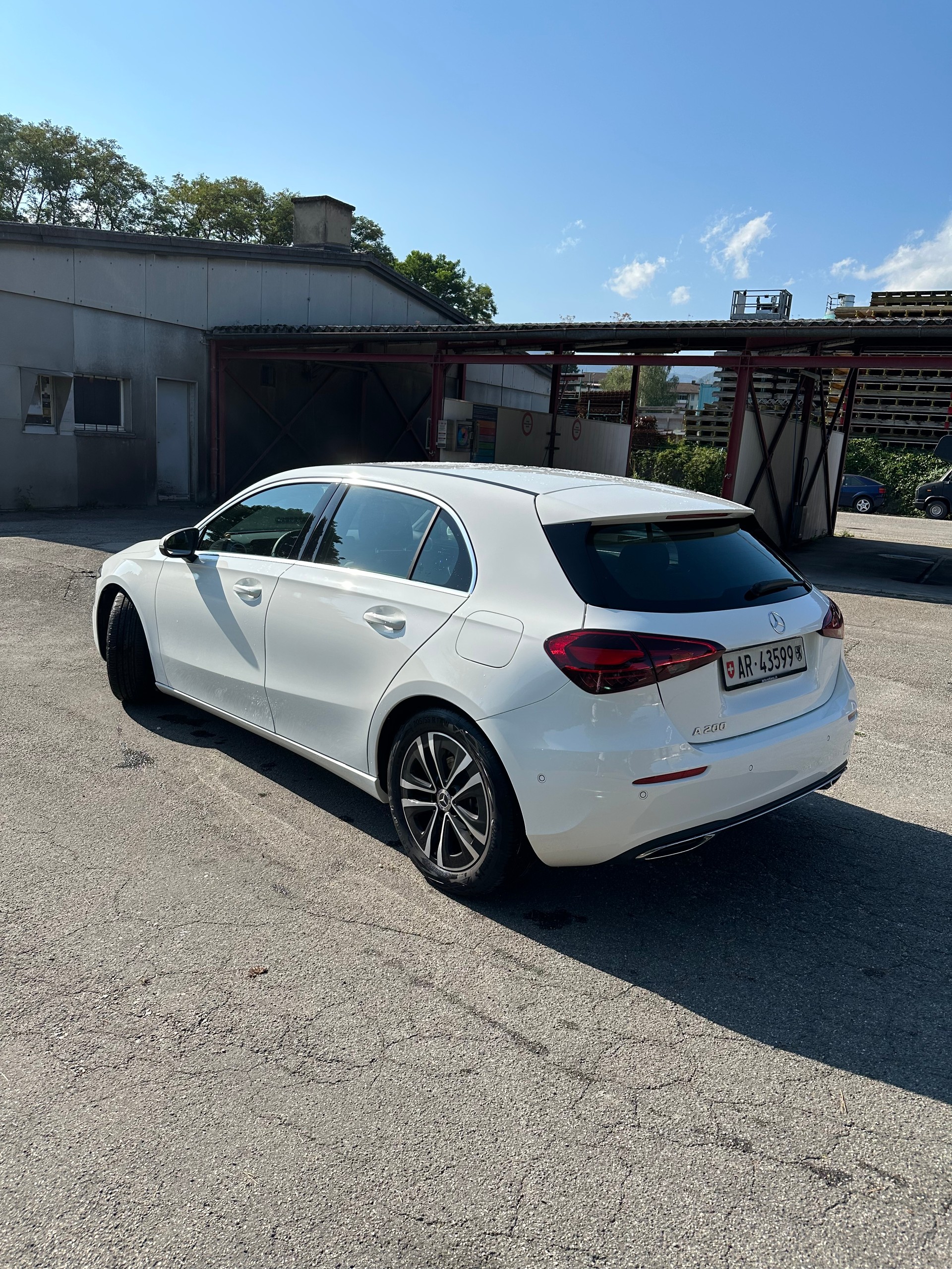 MERCEDES-BENZ A 200 7G-DCT-image-3