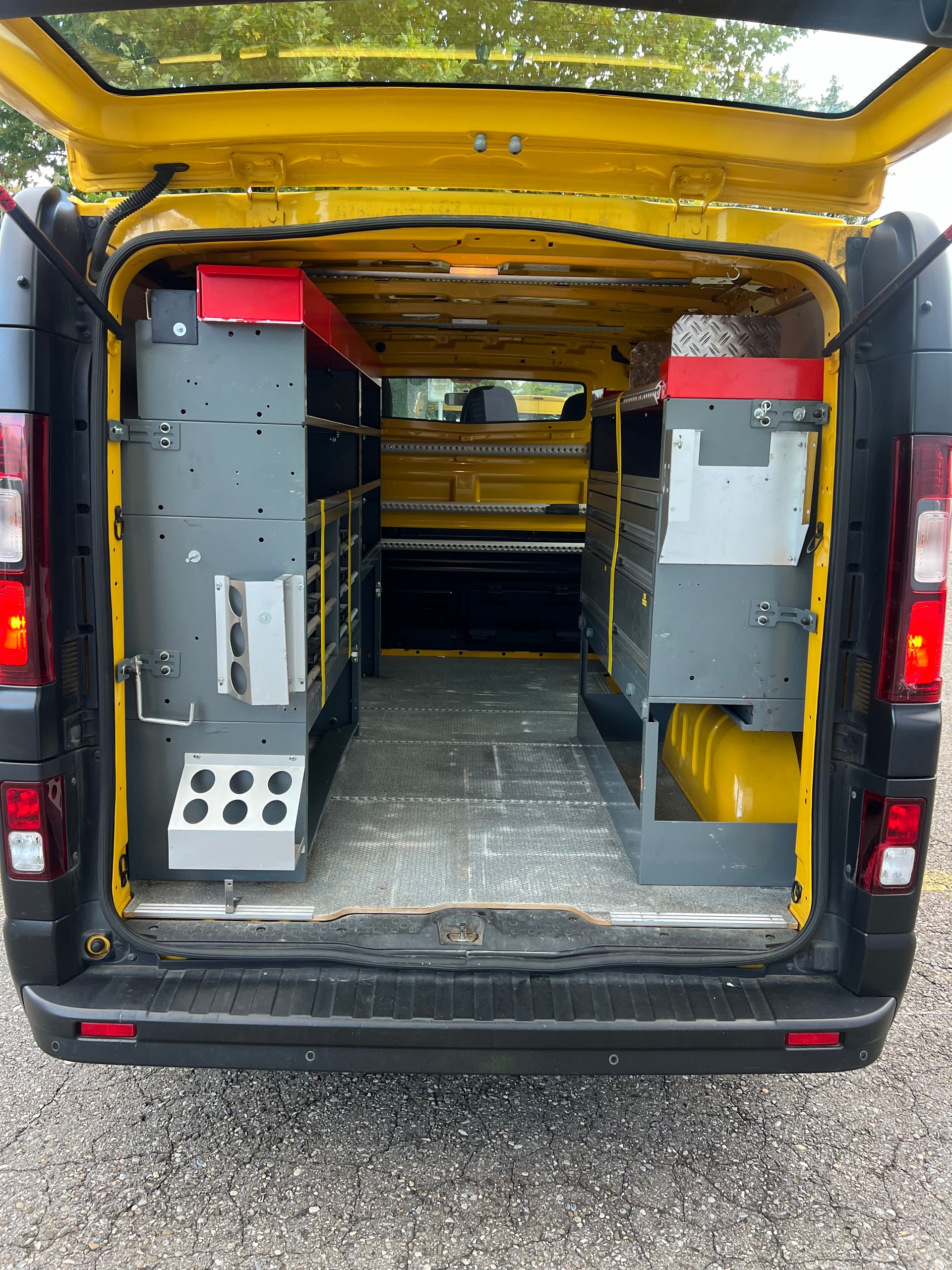 RENAULT Trafic 1.6 ENERGY TwinT. dCi145 2.9t Business L1H1-image-5