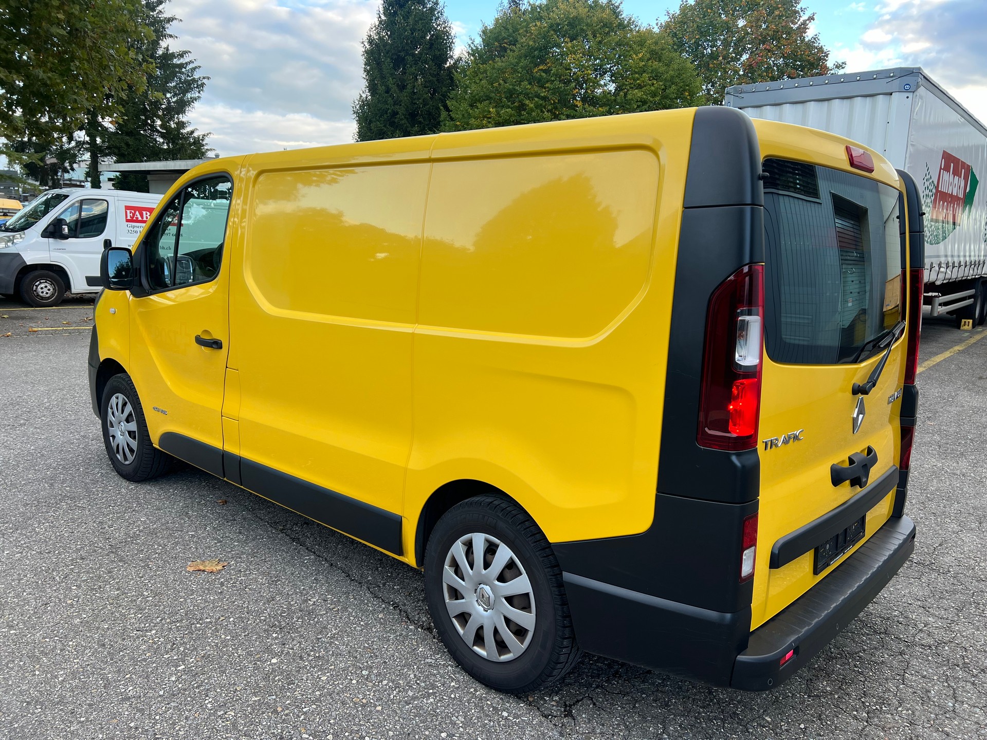RENAULT Trafic 1.6 ENERGY TwinT. dCi145 2.9t Business L1H1-image-3