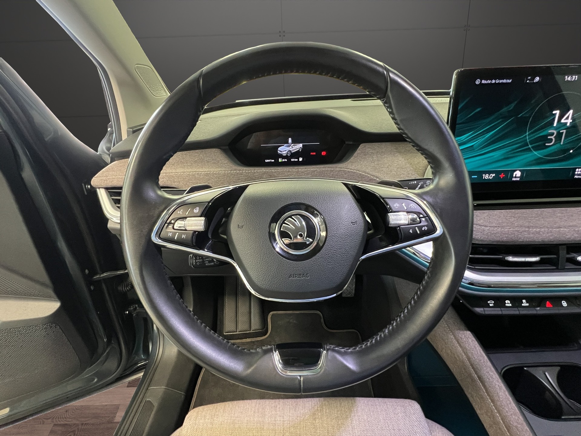 SKODA Enyaq iV 60-image-6