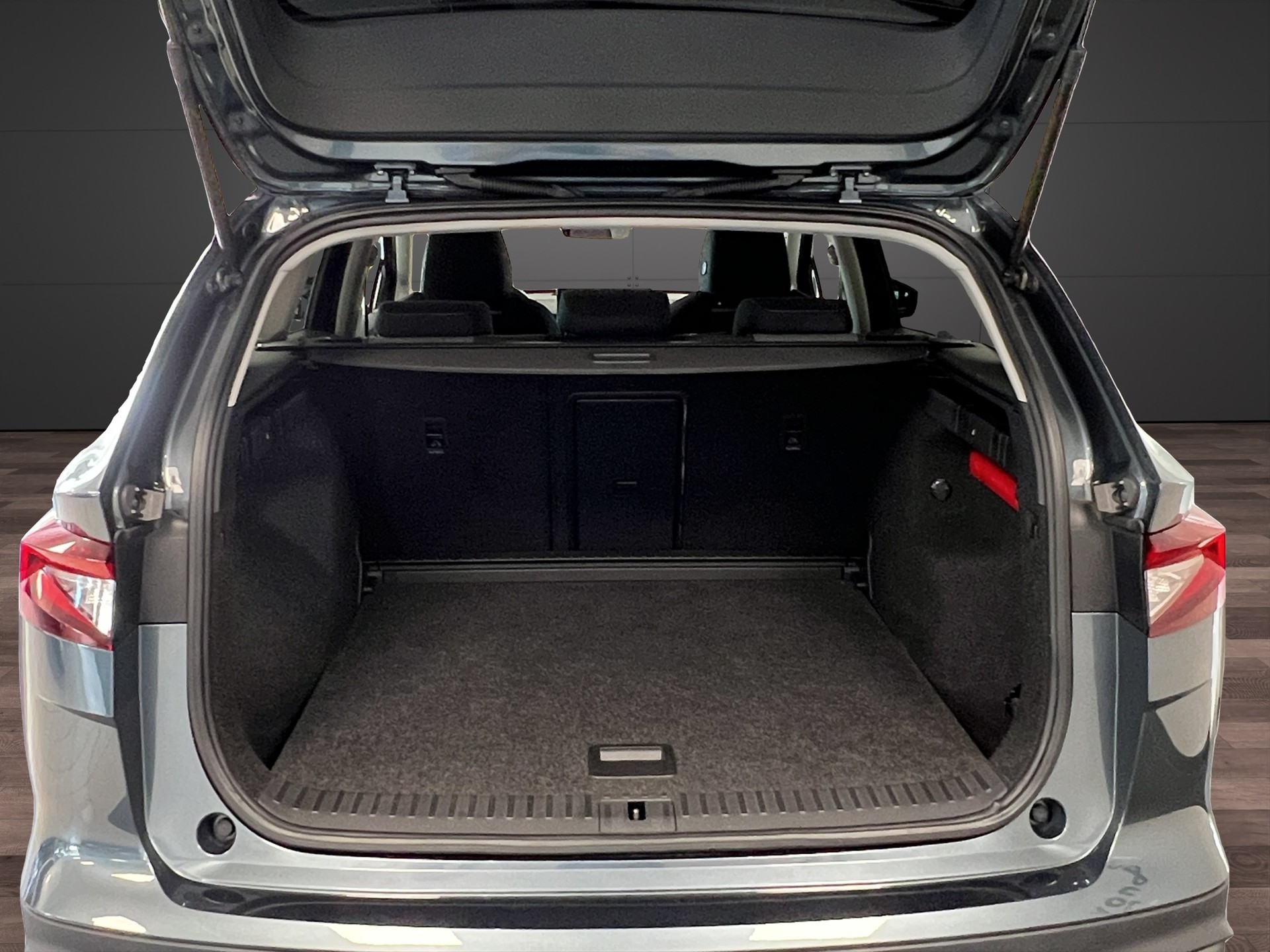 SKODA Enyaq iV 60-image-12