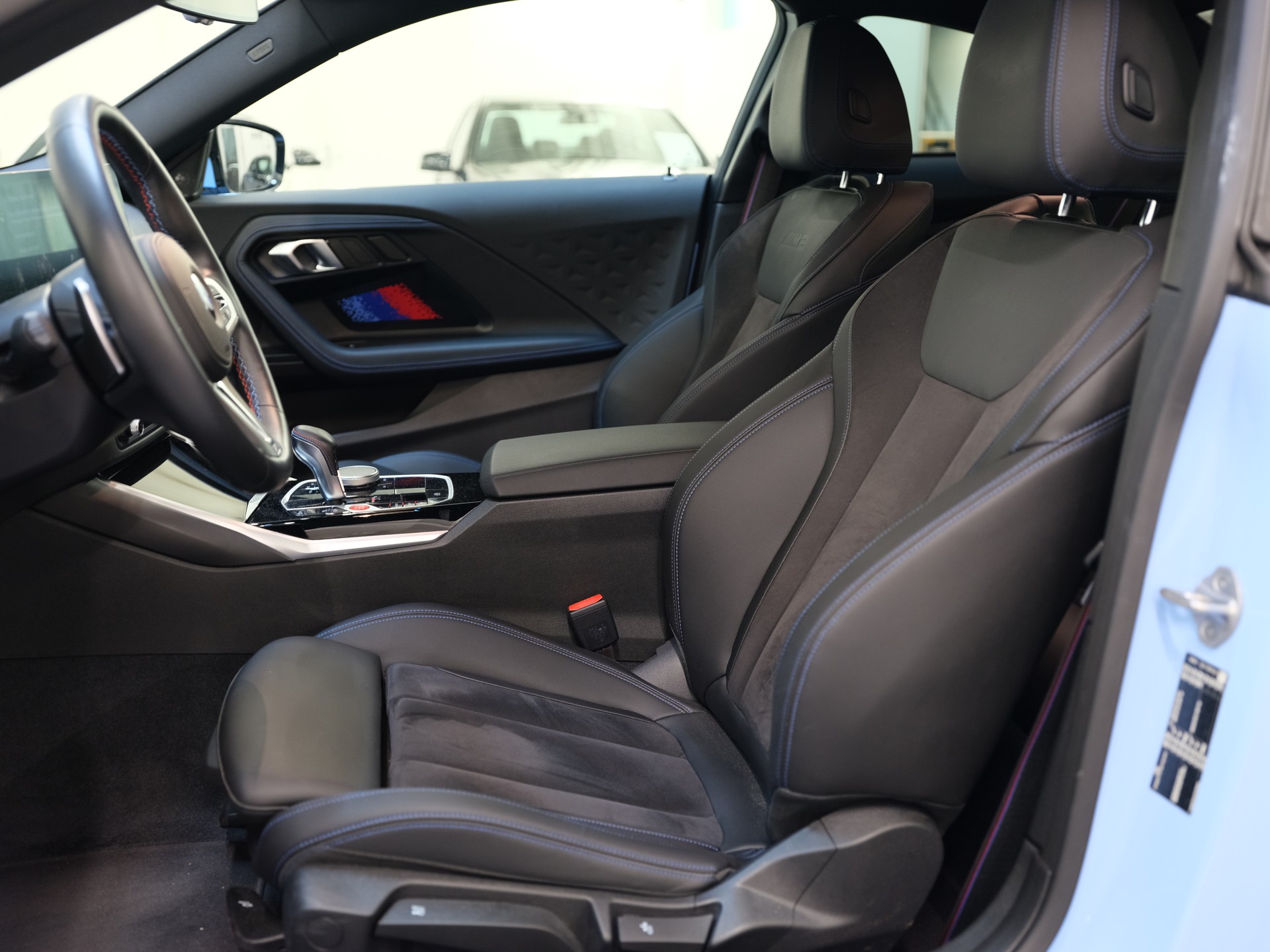 BMW M2 Steptronic-image-8