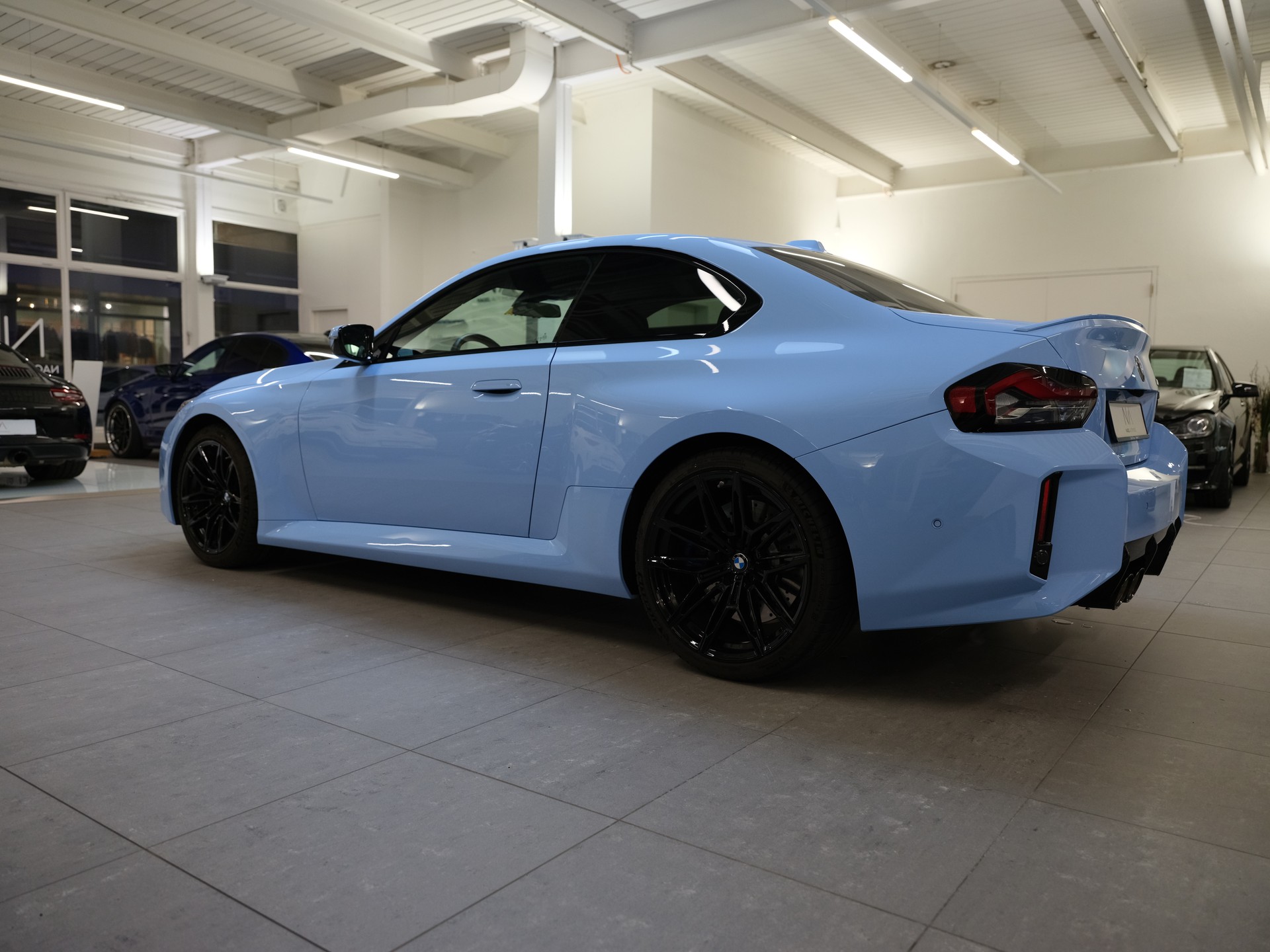 BMW M2 Steptronic-image-3