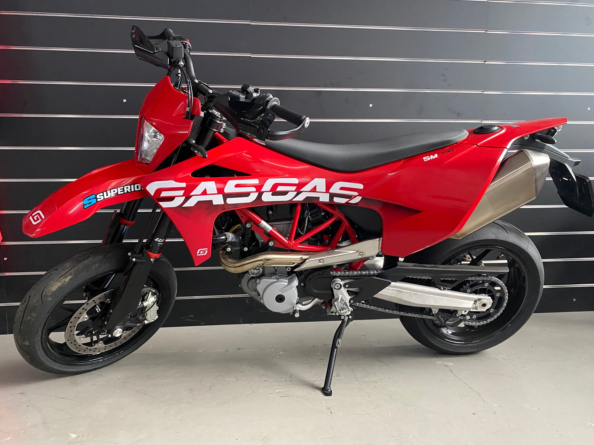 GASGAS SM 700-showroom-element-2