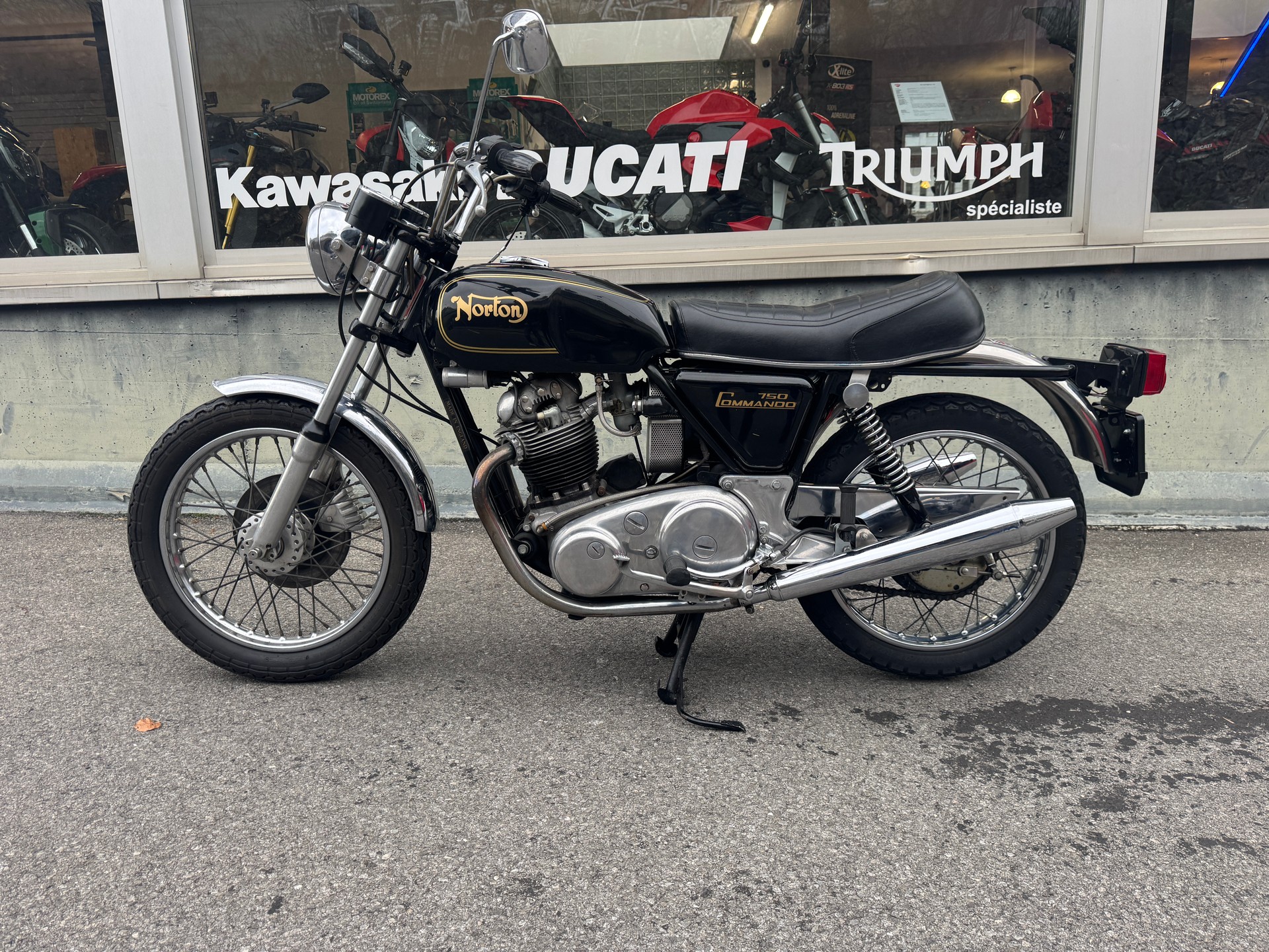 NORTON commando-image-7