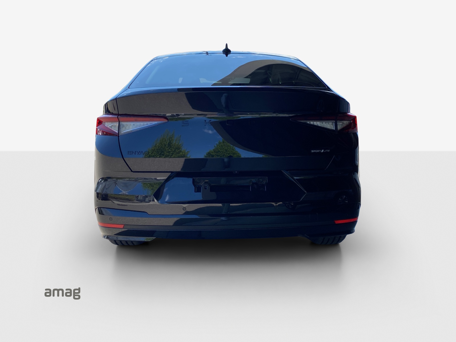 SKODA Enyaq Coupé Sportline 4x4-image-4