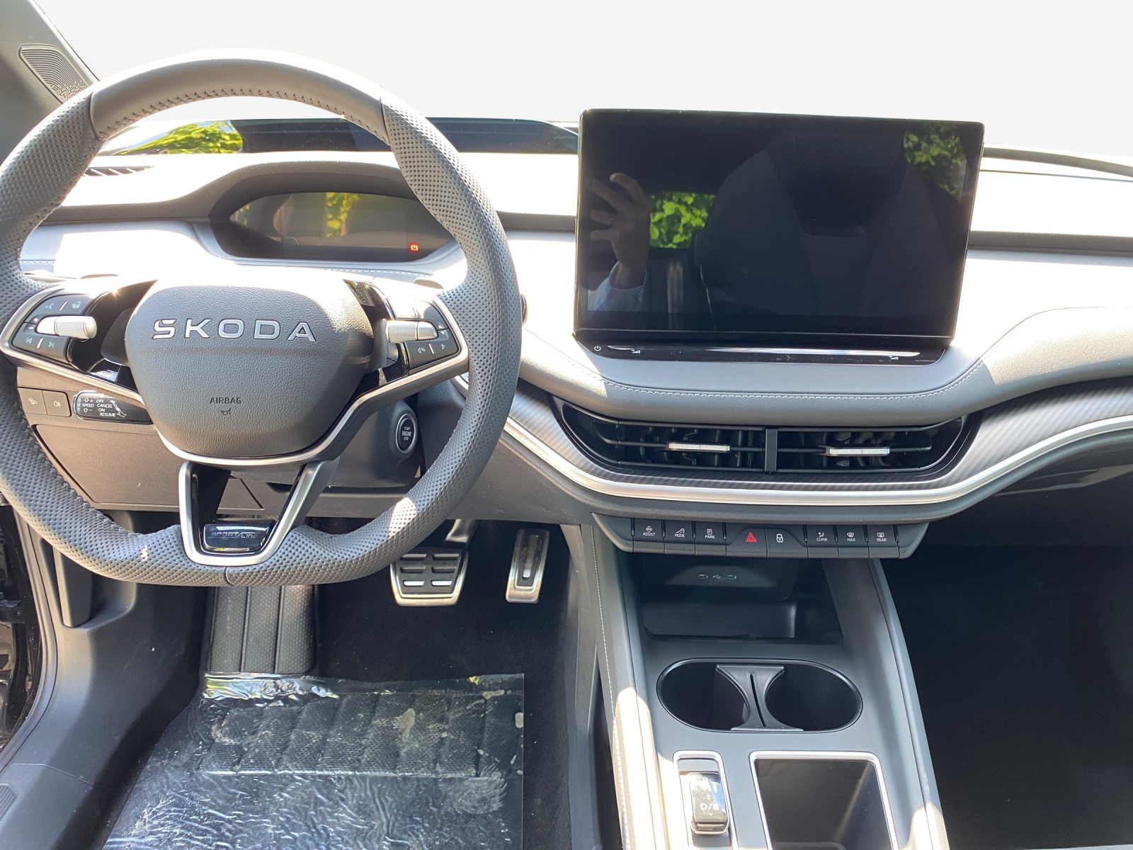 SKODA Enyaq Coupé Sportline 4x4-image-9