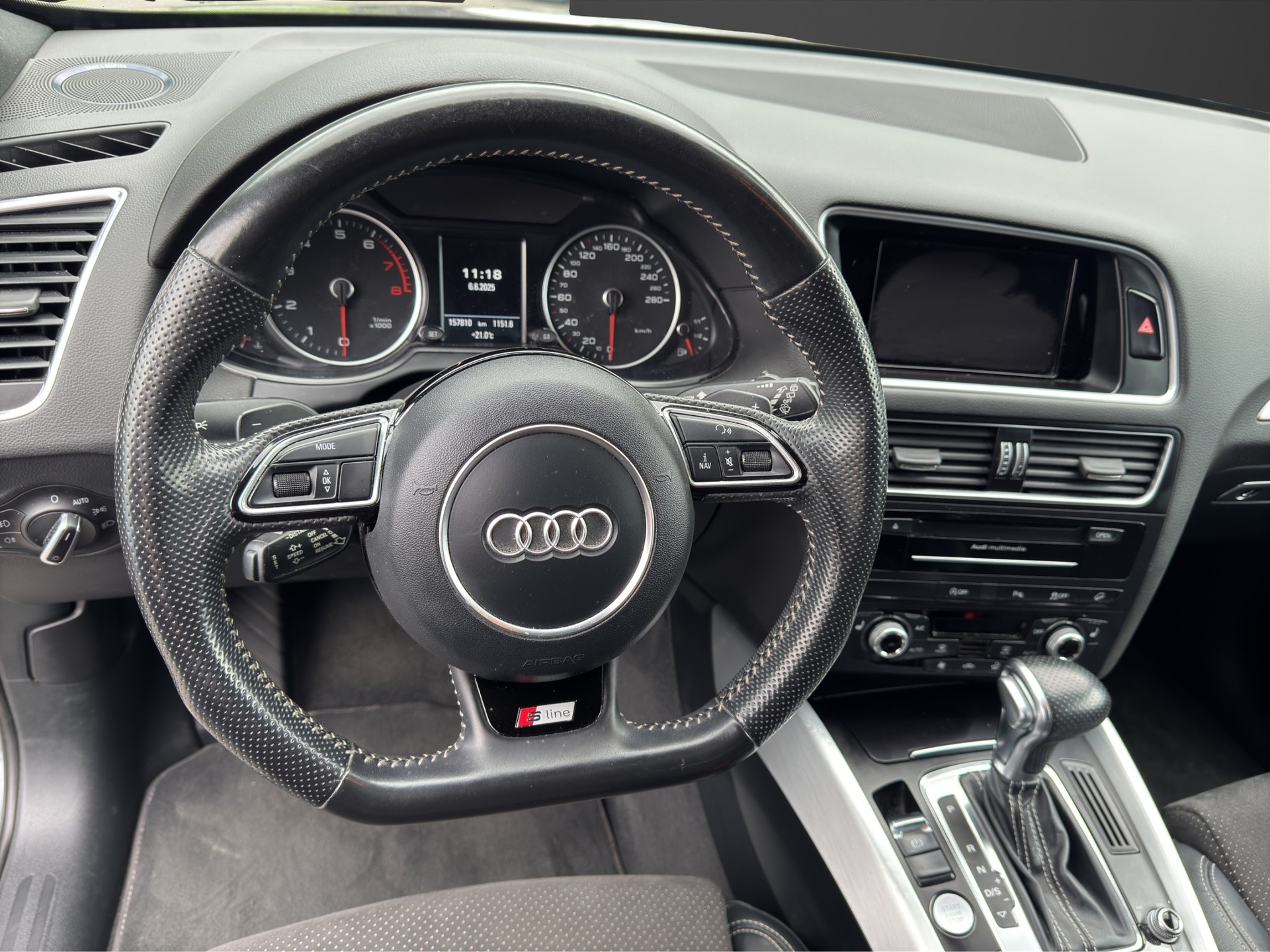 AUDI Q5 2.0 TFSI quattro tiptronic-image-9