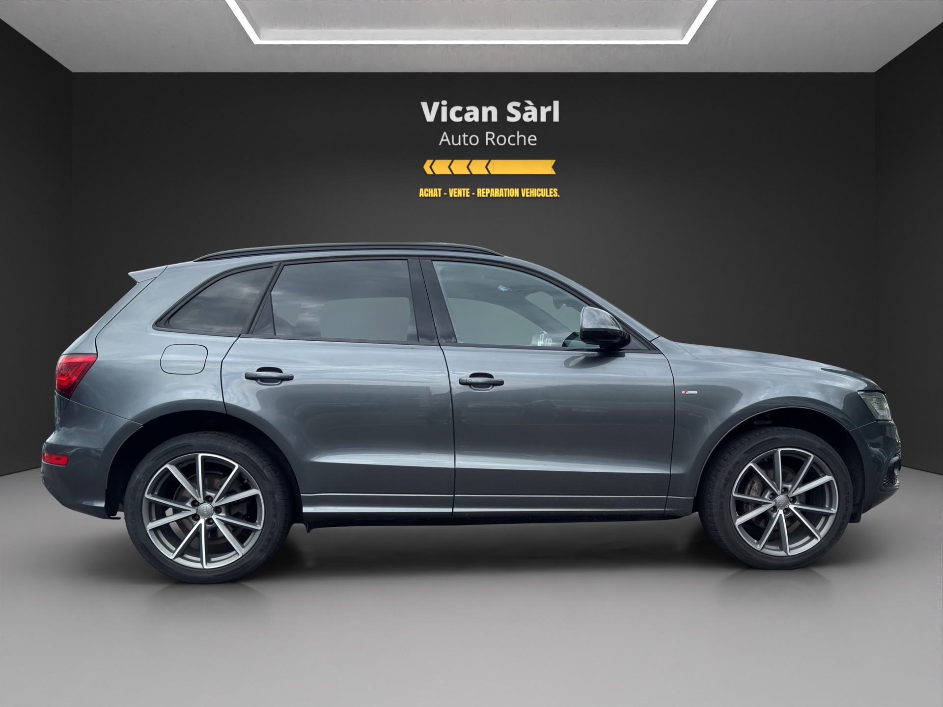 AUDI Q5 2.0 TFSI quattro tiptronic-image-4