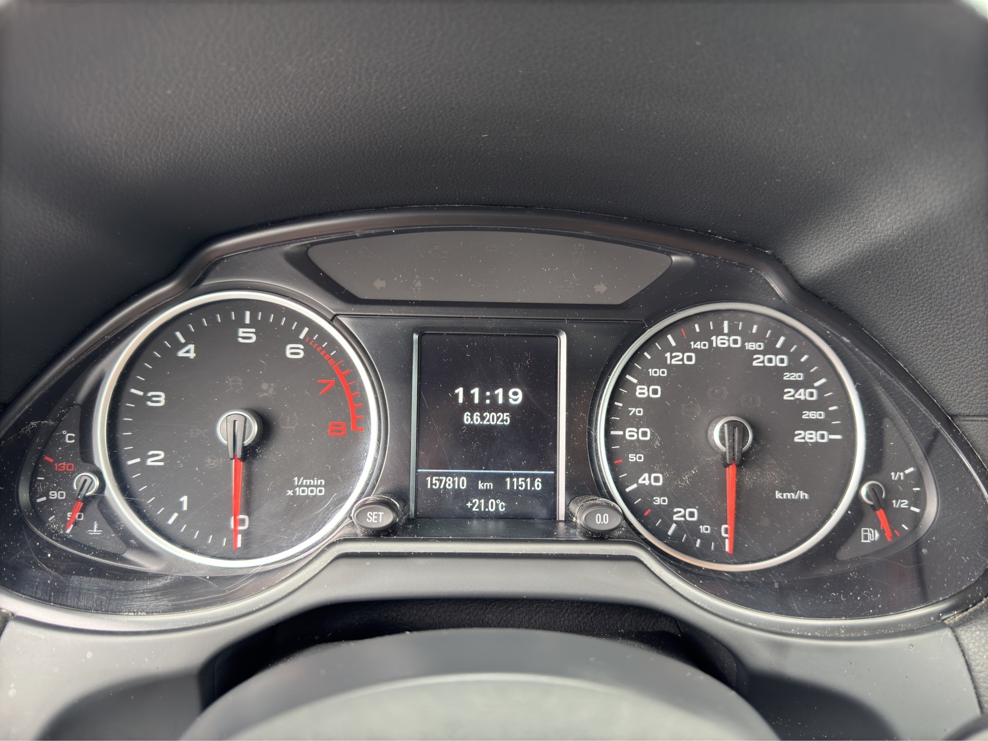 AUDI Q5 2.0 TFSI quattro tiptronic-image-11