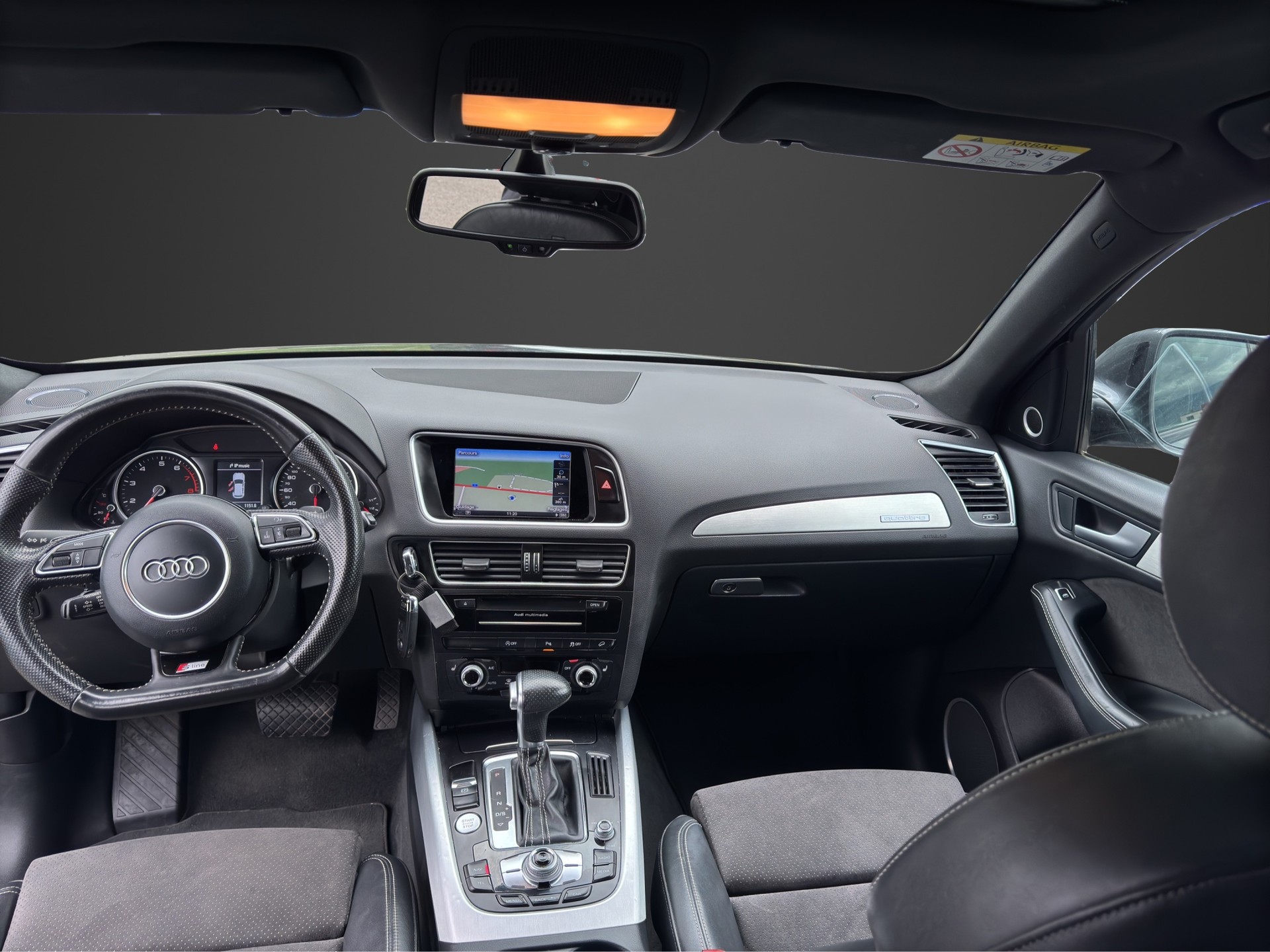 AUDI Q5 2.0 TFSI quattro tiptronic-image-10
