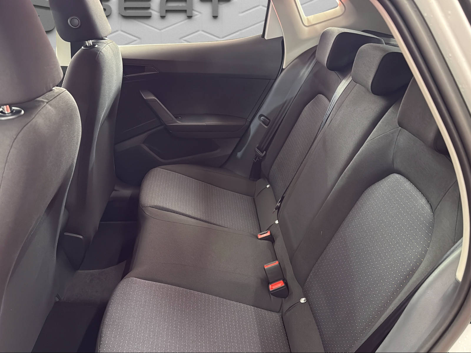 SEAT Ibiza 1.0 EcoTSI Sensacion DSG-image-12