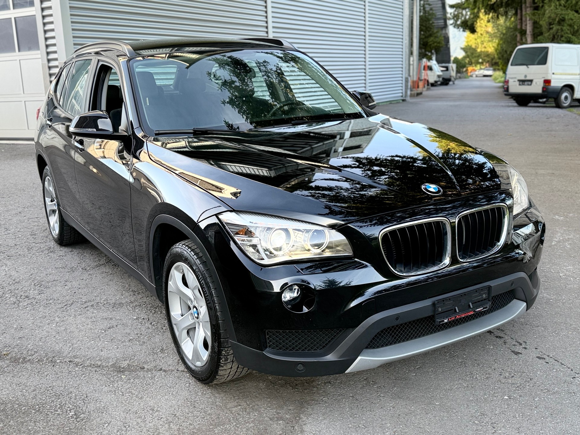 BMW X1 xDrive 18d Sport Line Steptronic-image-2