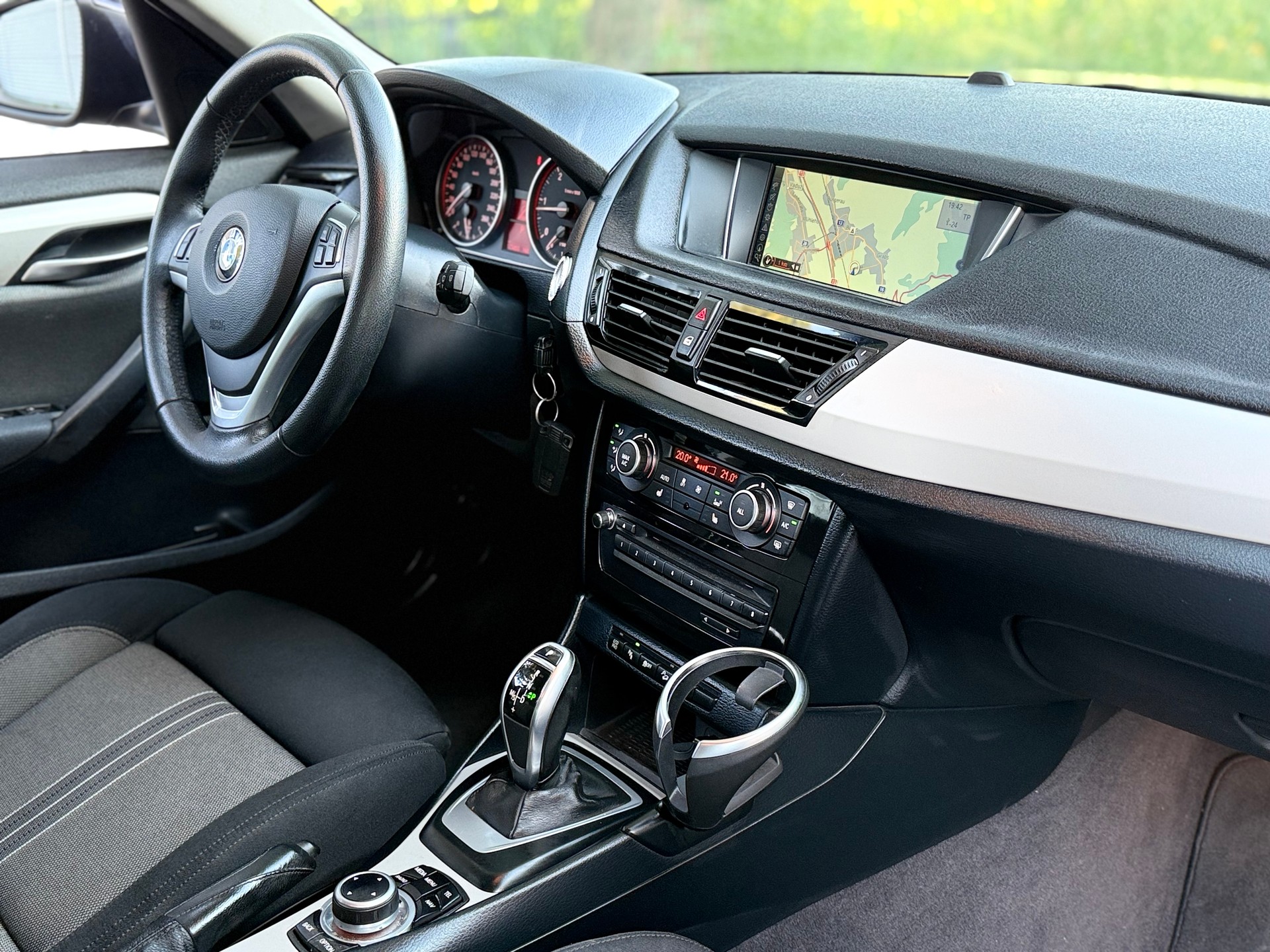 BMW X1 xDrive 18d Sport Line Steptronic-image-7