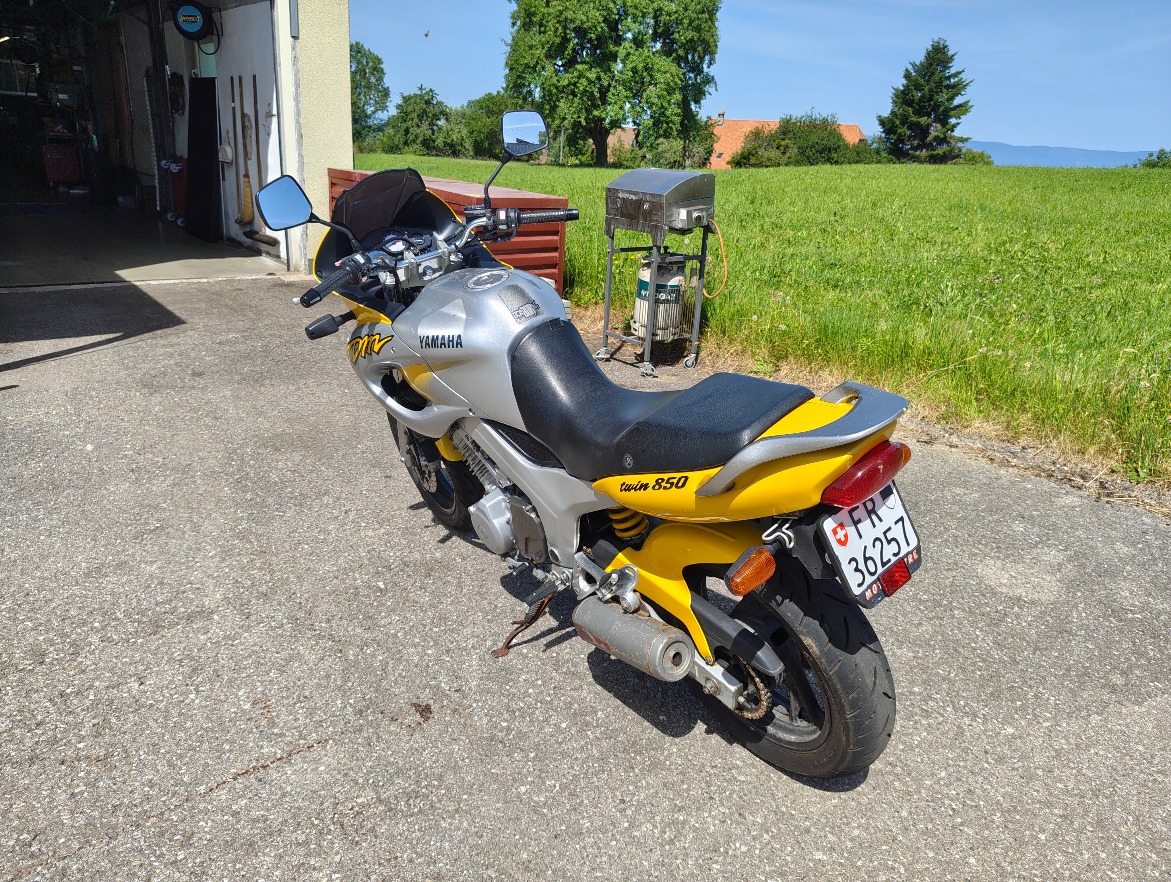 YAMAHA TDM 850 For sale