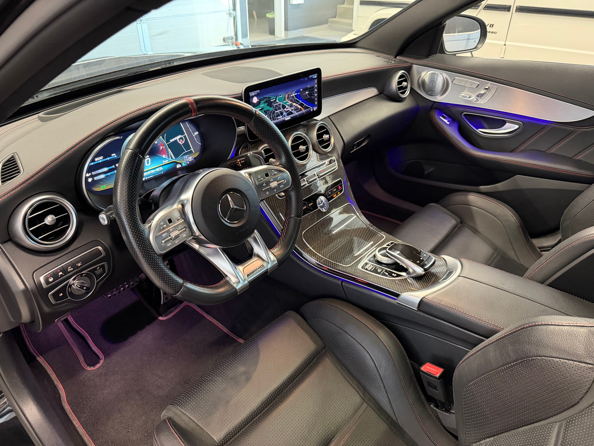 MERCEDES-BENZ C 43 AMG 4Matic 9G-Tronic-image-9