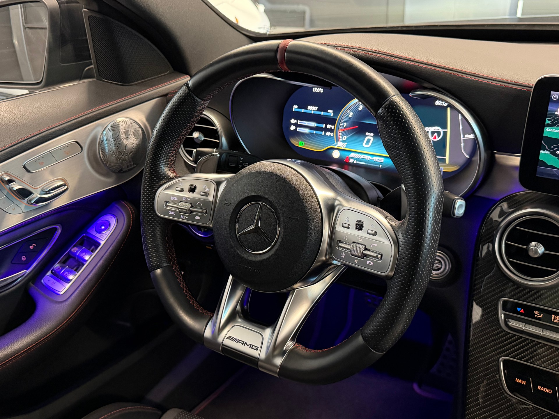 MERCEDES-BENZ C 43 AMG 4Matic 9G-Tronic-image-24
