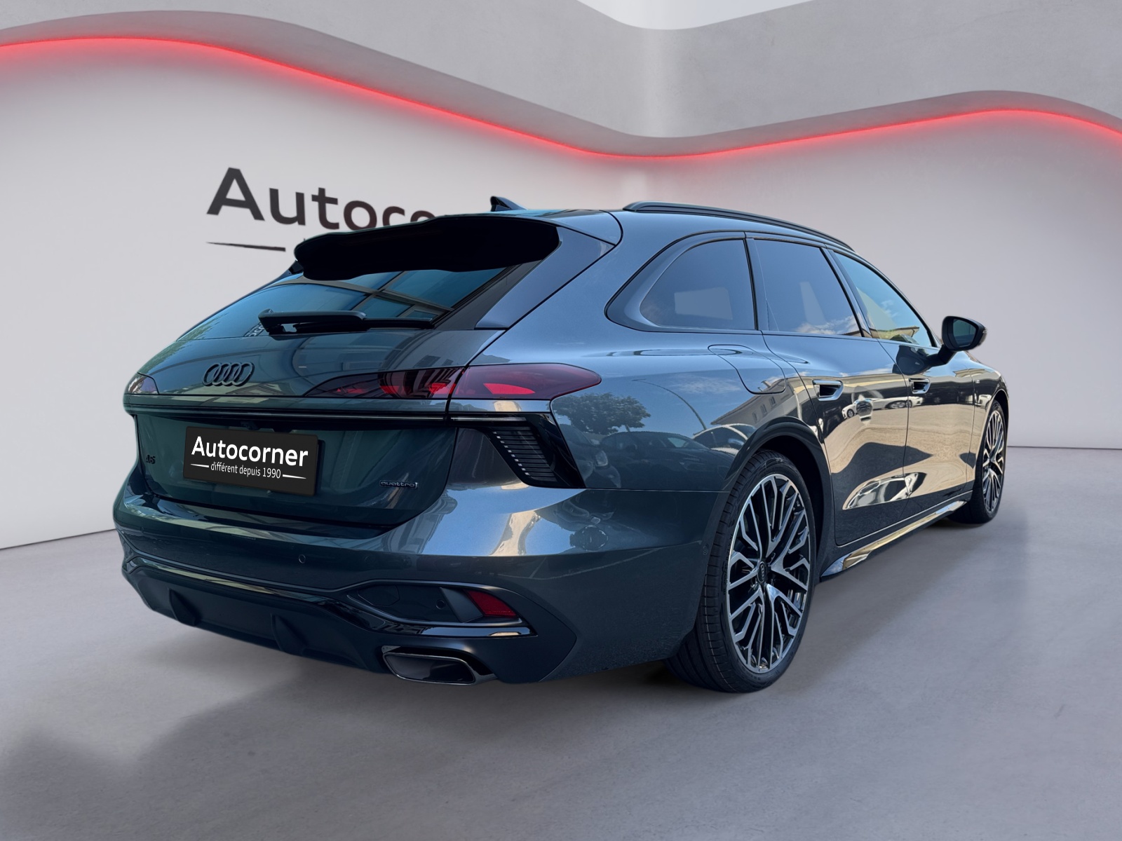 AUDI A6 Avant TFSI quattro 270 kW S tronic-image-4