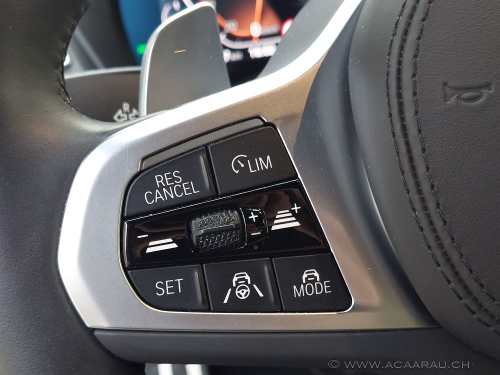 BMW X3 xDrive 48V 20d M Sport / Video : https://youtu.be/t8Yl7r89k-4 / Bilder : https://youtu.be/rob61eZN9qc-image-9
