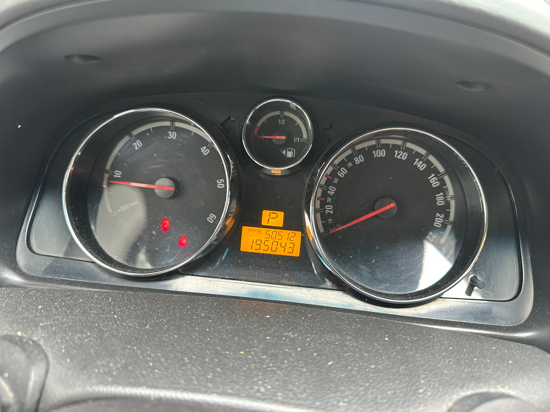 OPEL Antara 2.0 CDTi Enjoy 4WD Automatic-image-9