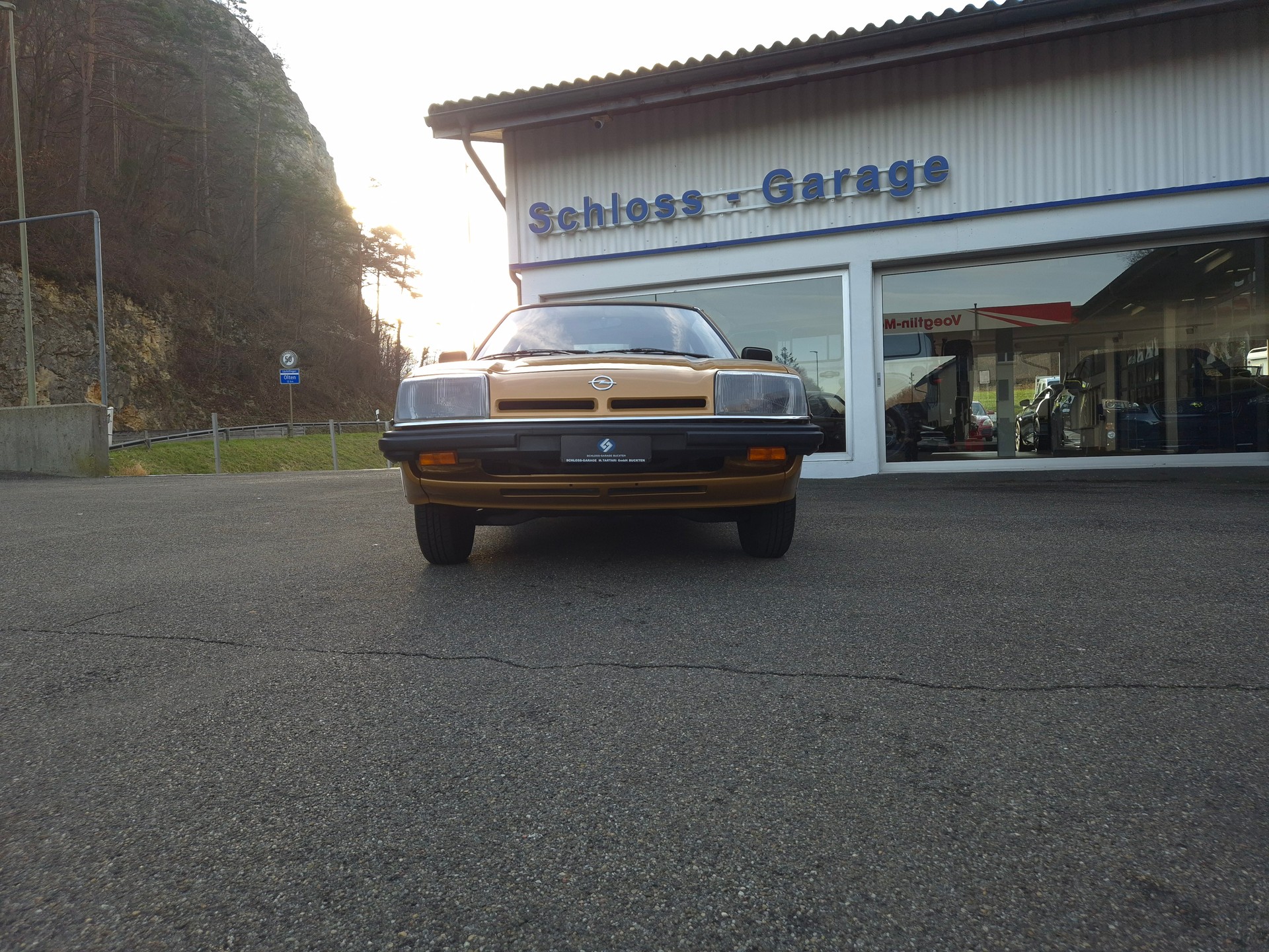 OPEL Manta B Coupe-image-3