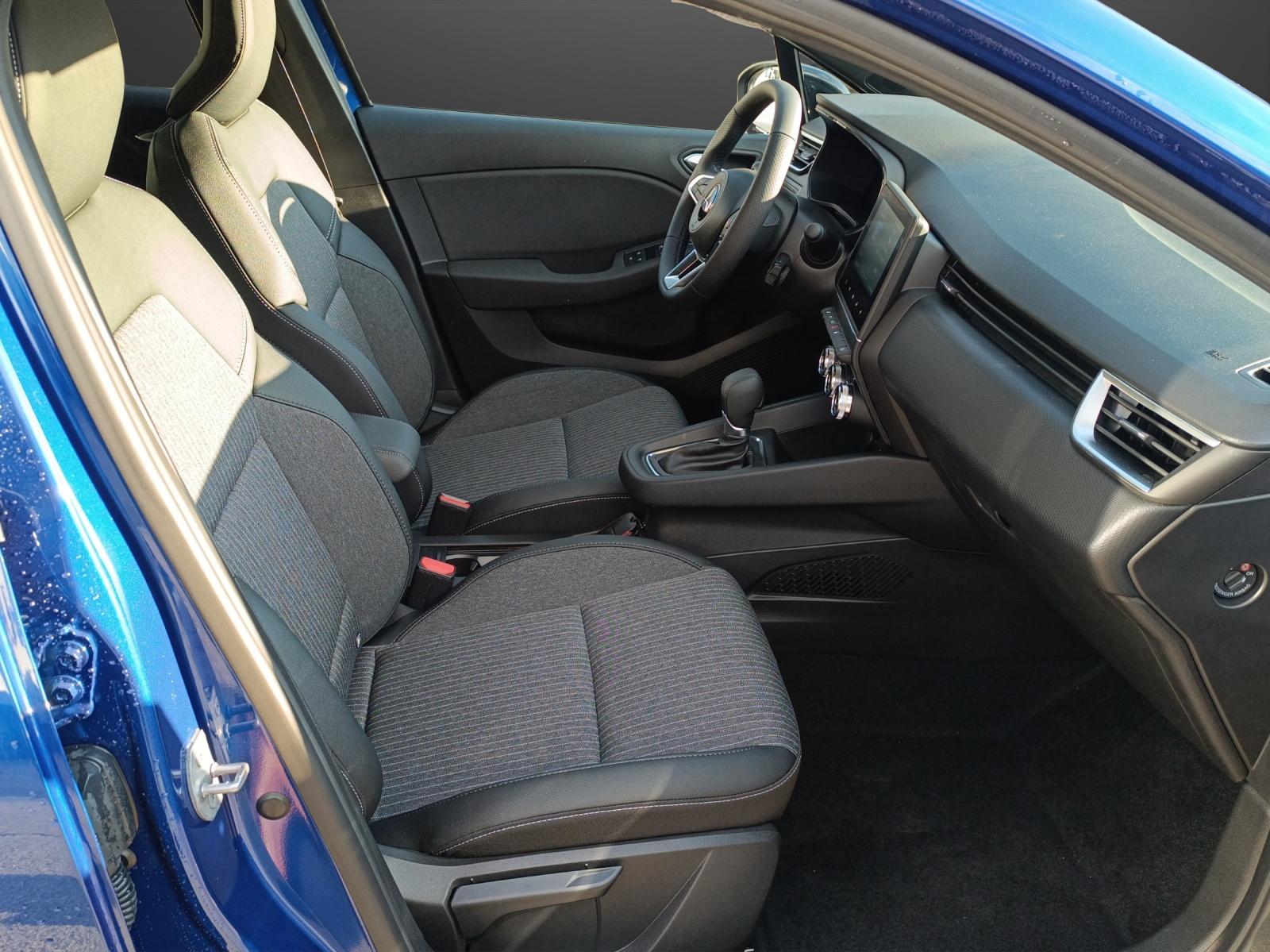 MITSUBISHI Colt 1.6 HEV Intense-image-13