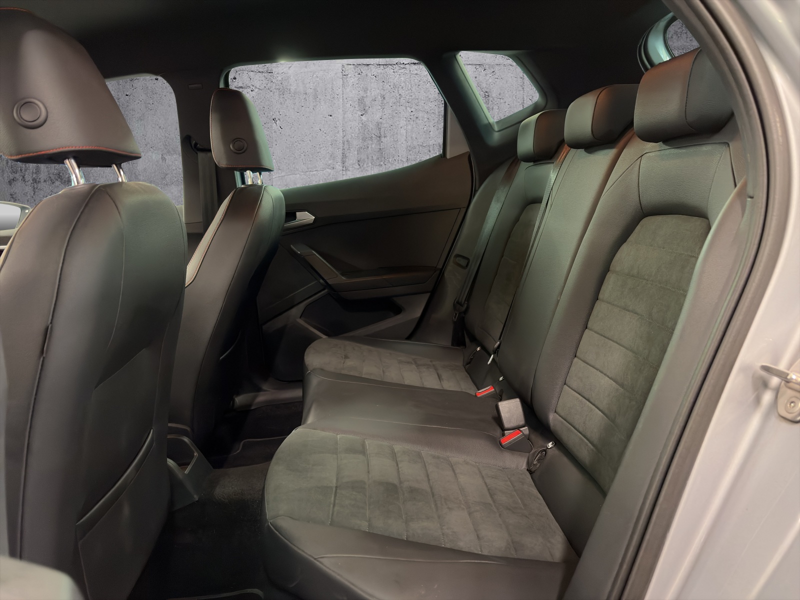 SEAT Arona 1.0 TSI Eco Hola FR DSG-image-13