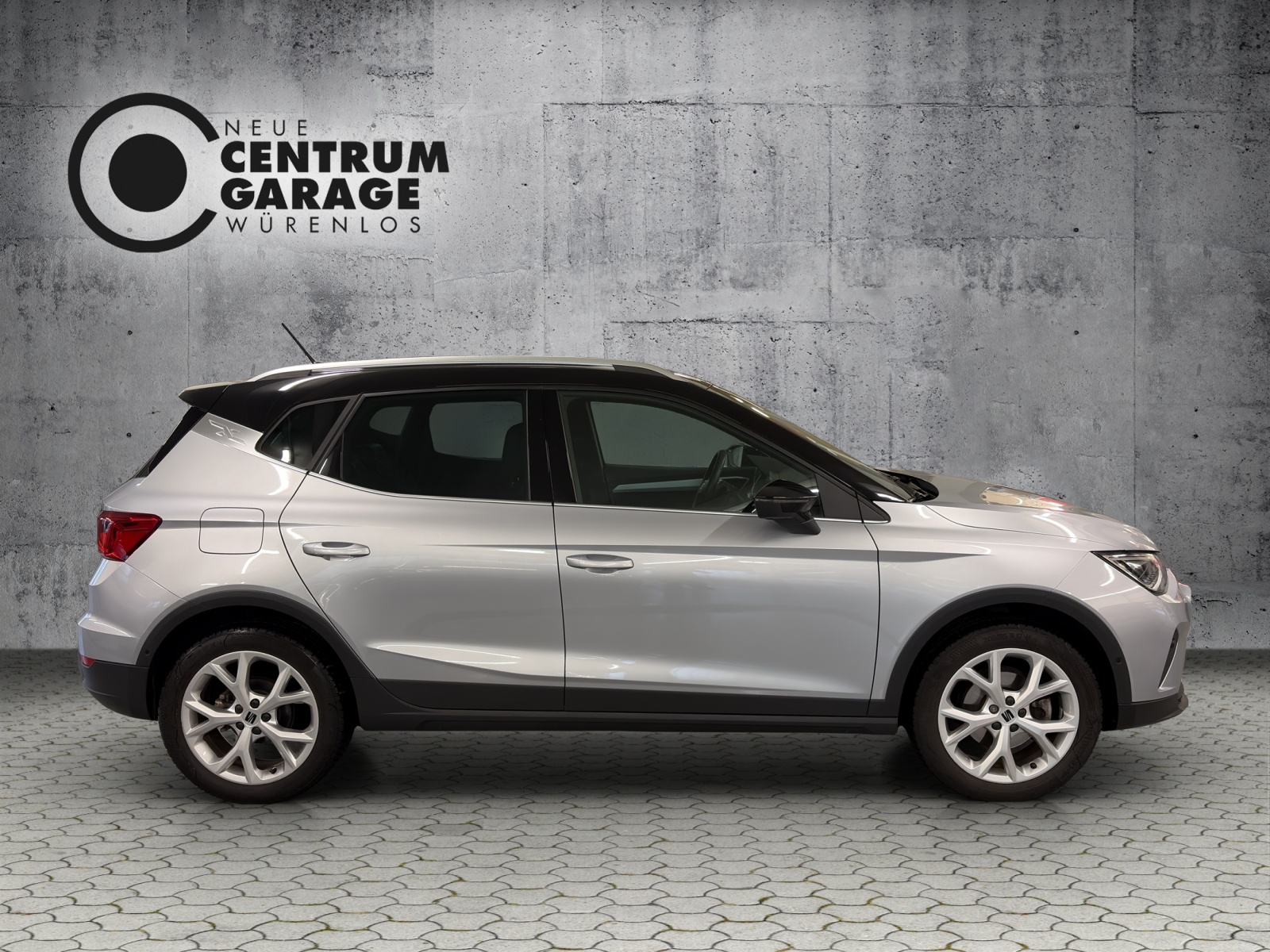 SEAT Arona 1.0 TSI Eco Hola FR DSG-image-2