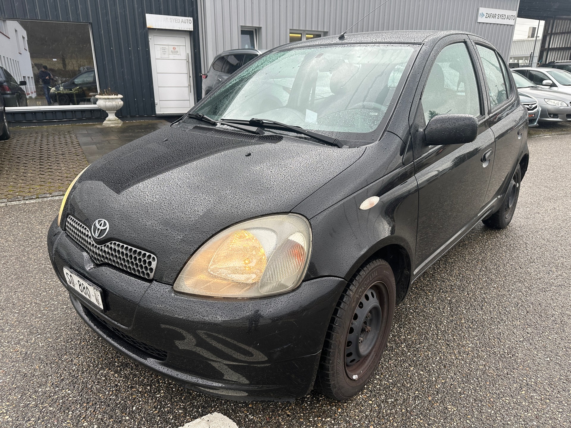 TOYOTA Yaris 1.3 Linea Sol-image-0