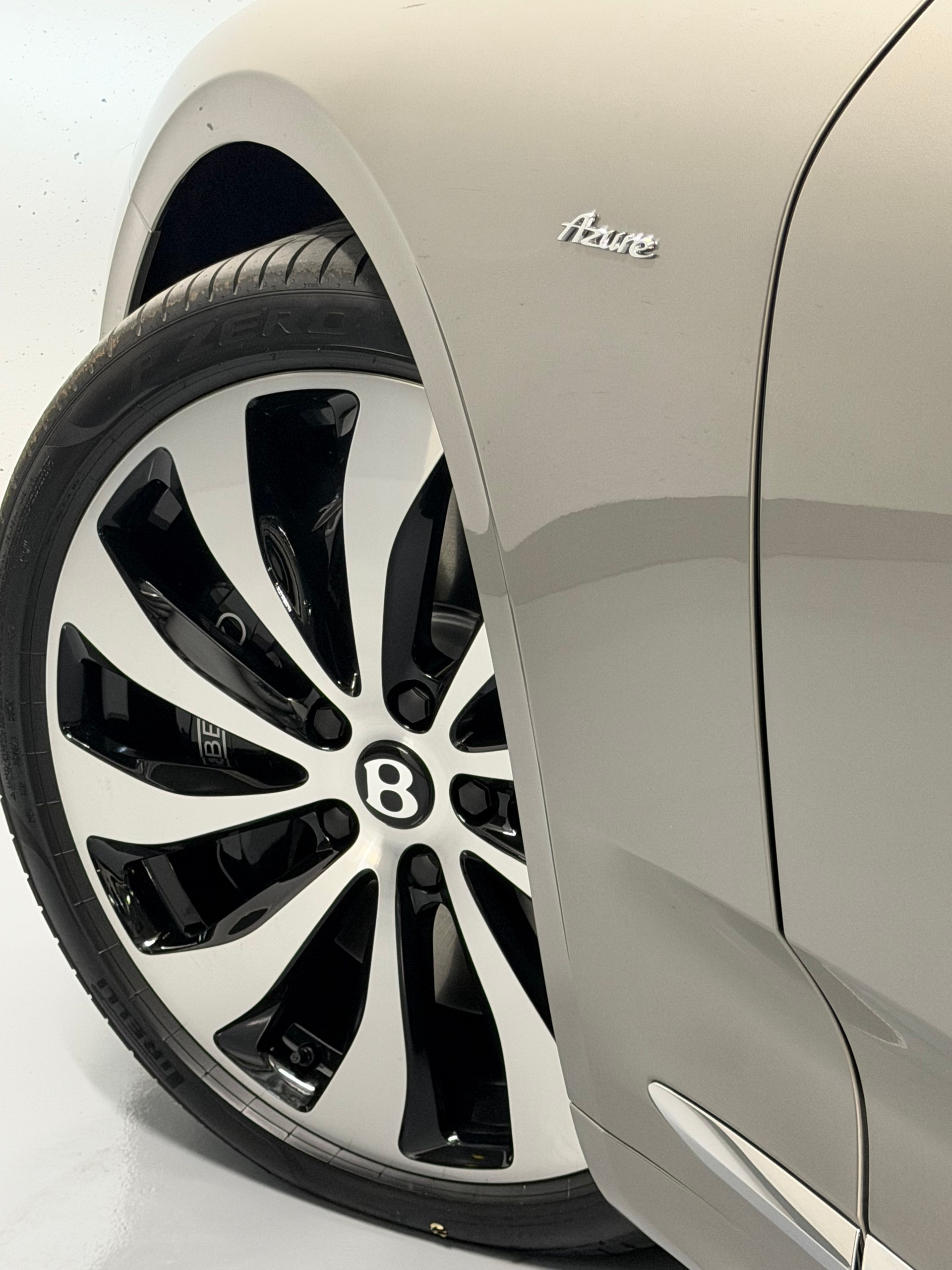 BENTLEY Continental GTC 4.0 V8 PHEV Azure Pale Brodgar-image-28