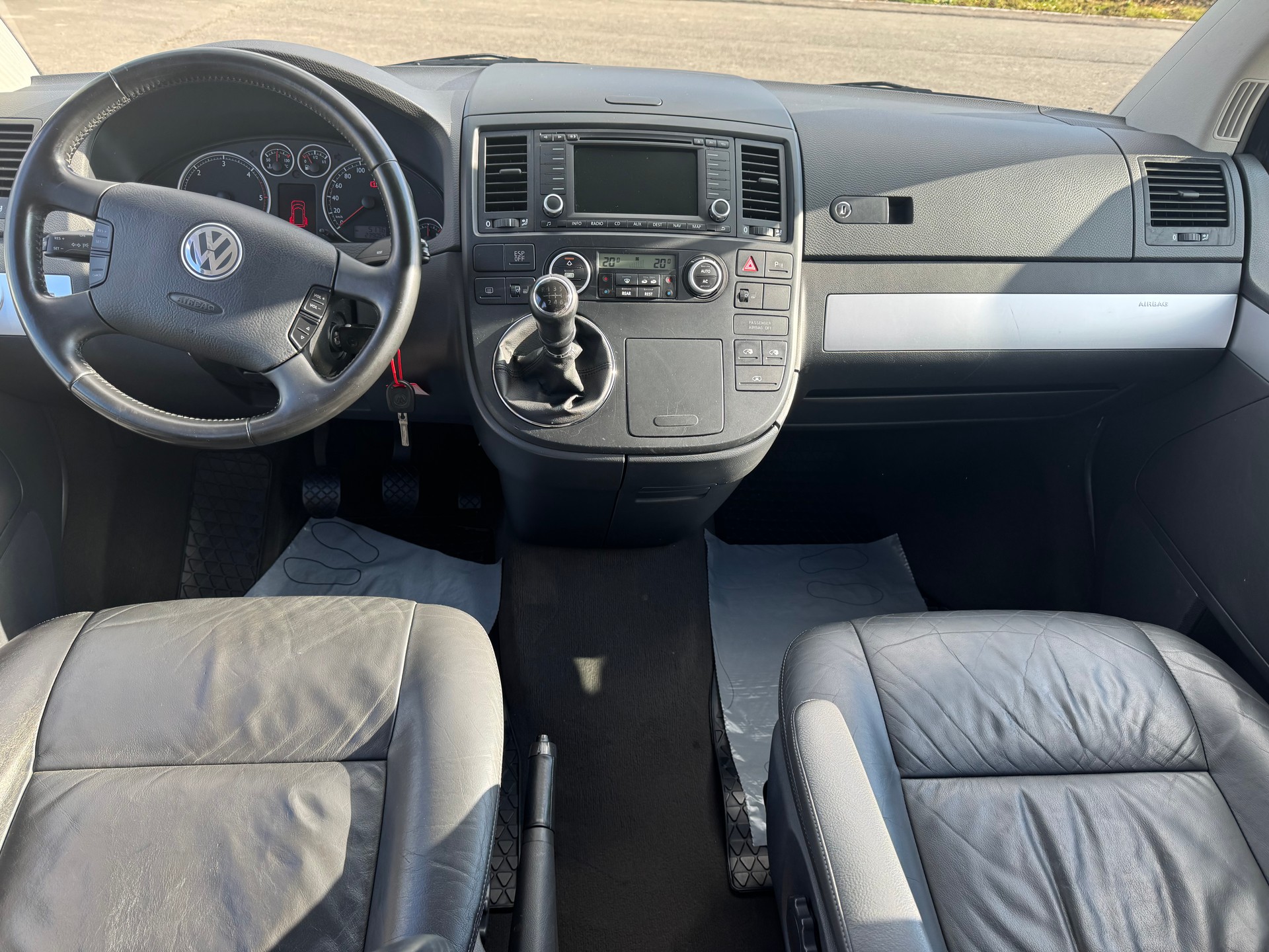 VW T5 Multivan Highline 2.5 TDI HL-image-5