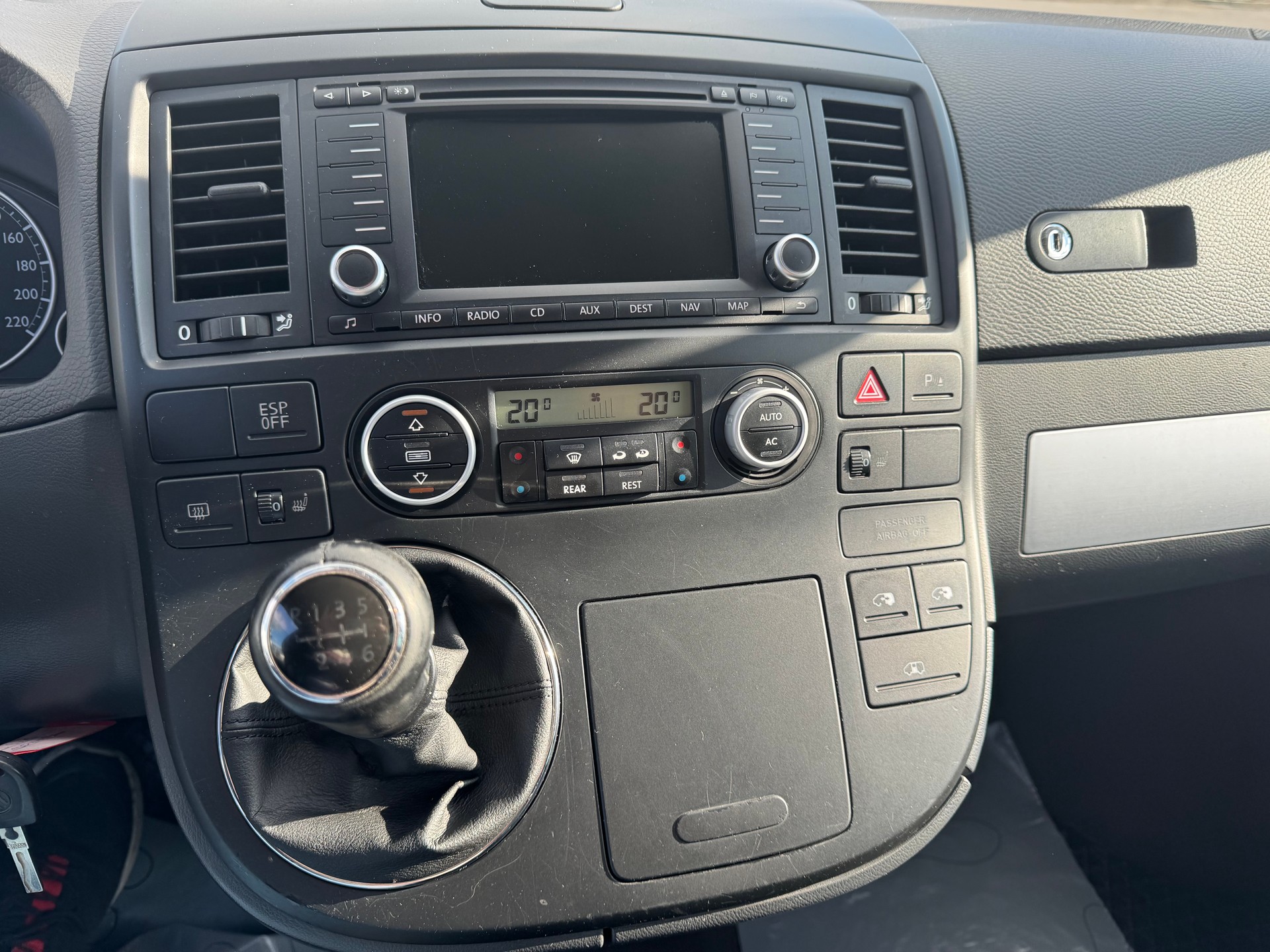 VW T5 Multivan Highline 2.5 TDI HL-image-9