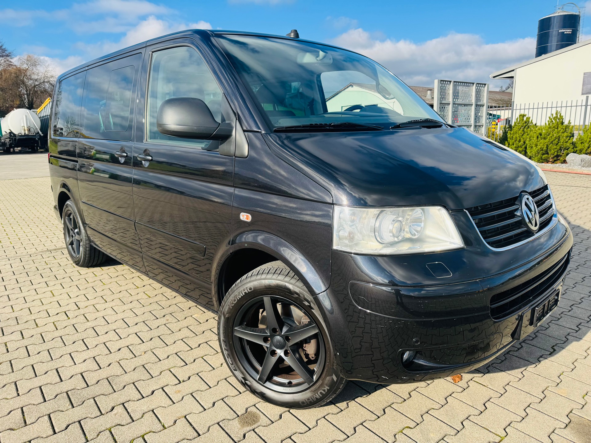 VW T5 Multivan Highline 2.5 TDI HL-image-0