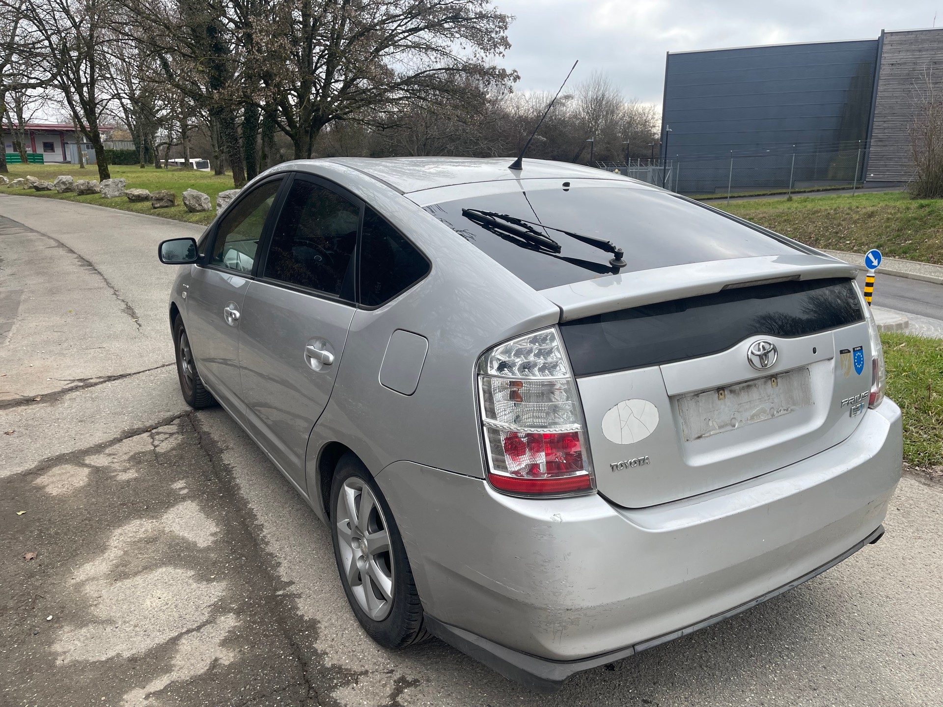 TOYOTA Prius 1.5 16V Hybrid-image-5